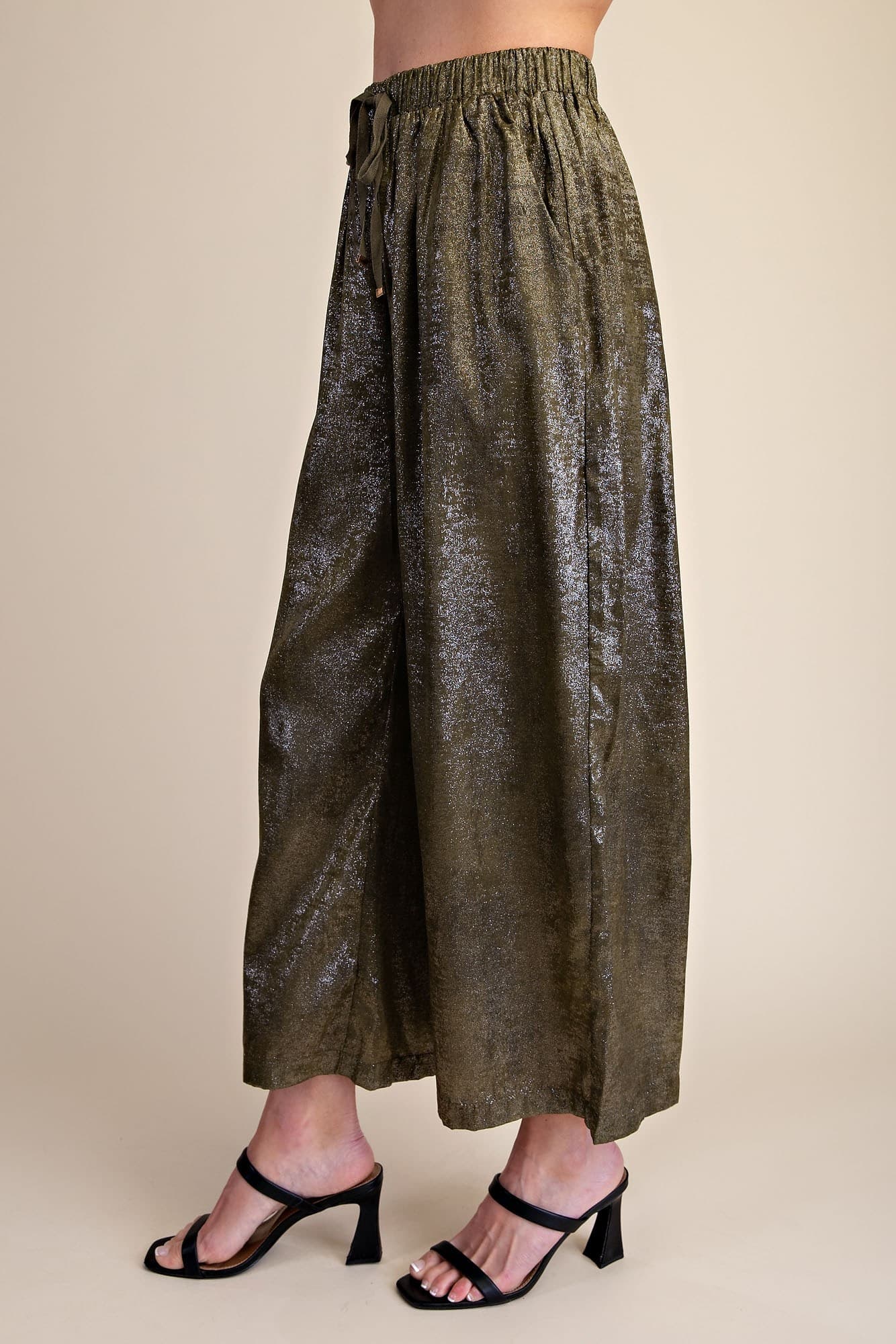 P8369 - OLIVE