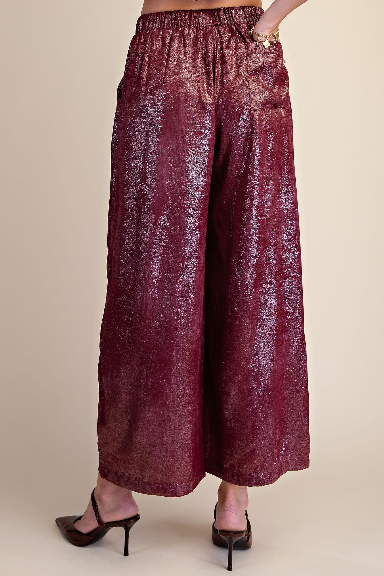 P8369 - BURGUNDY