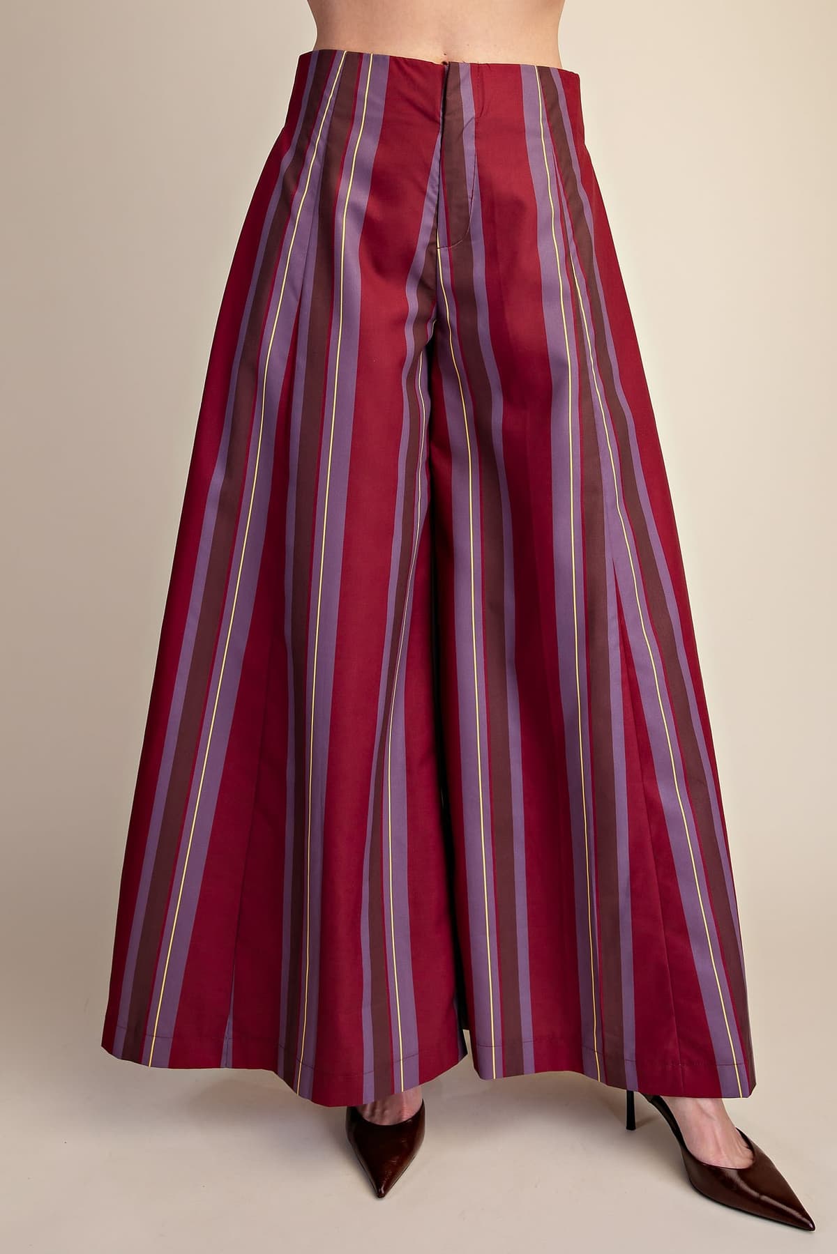 P9227 - BURGUNDY