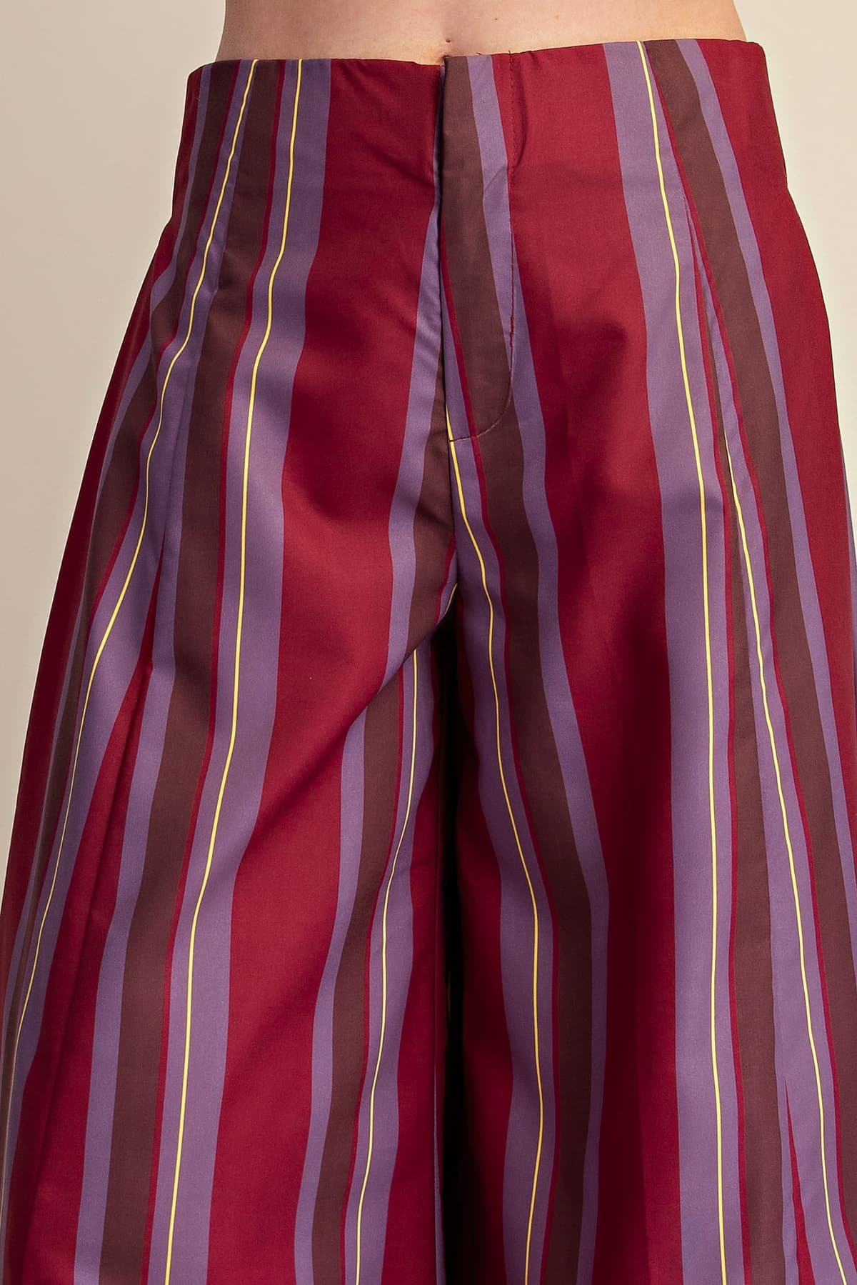 P9227 - BURGUNDY