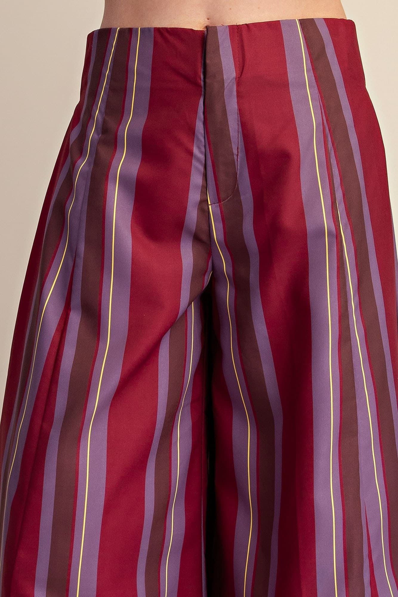 P9227 - BURGUNDY