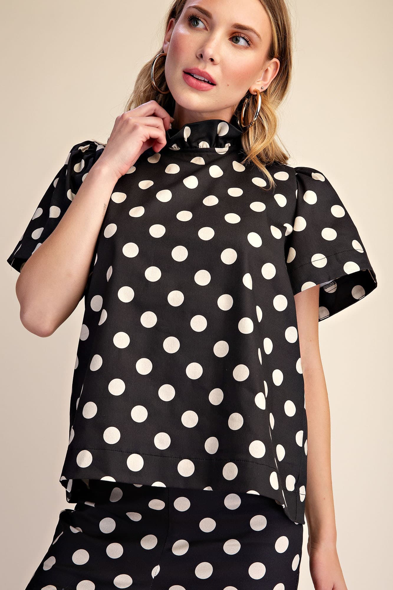 T8393 - BLACK