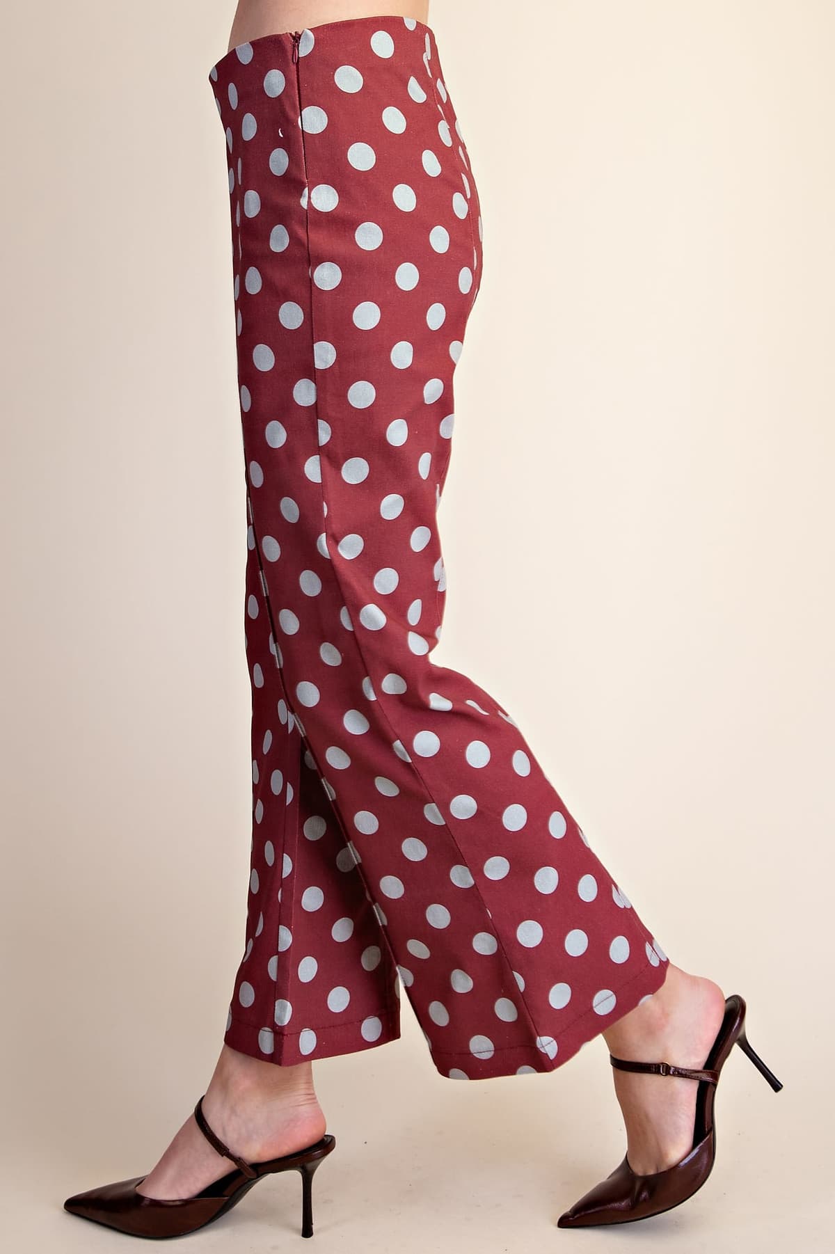 P8304 - BURGUNDY