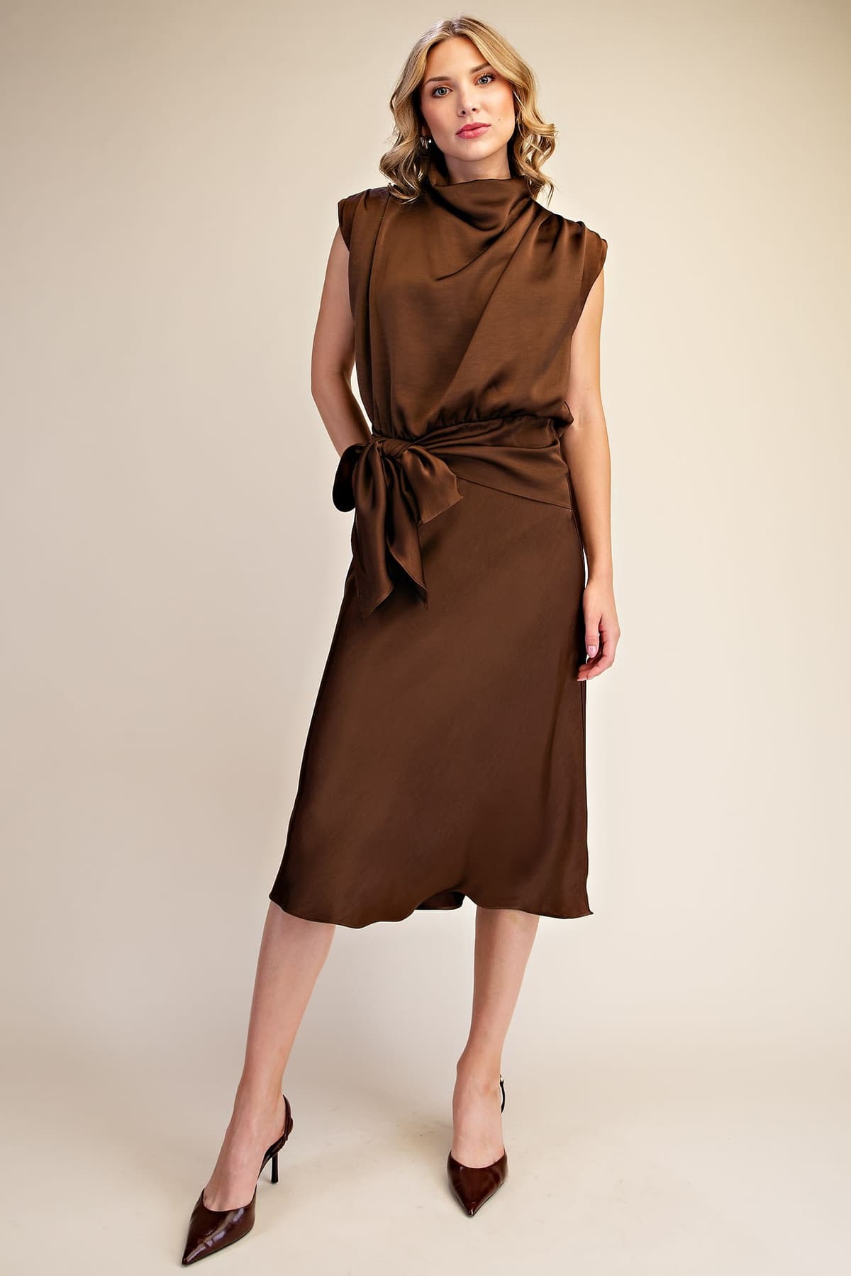 D8397 - BROWN