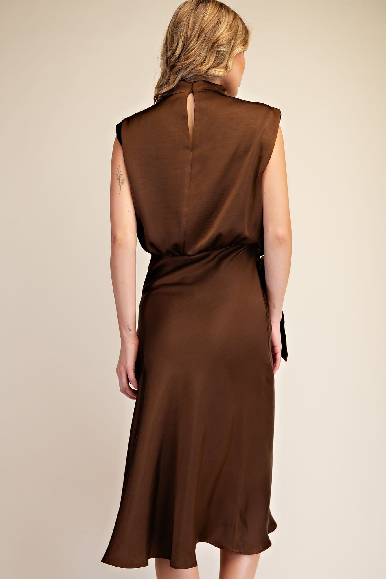 D8397 - BROWN