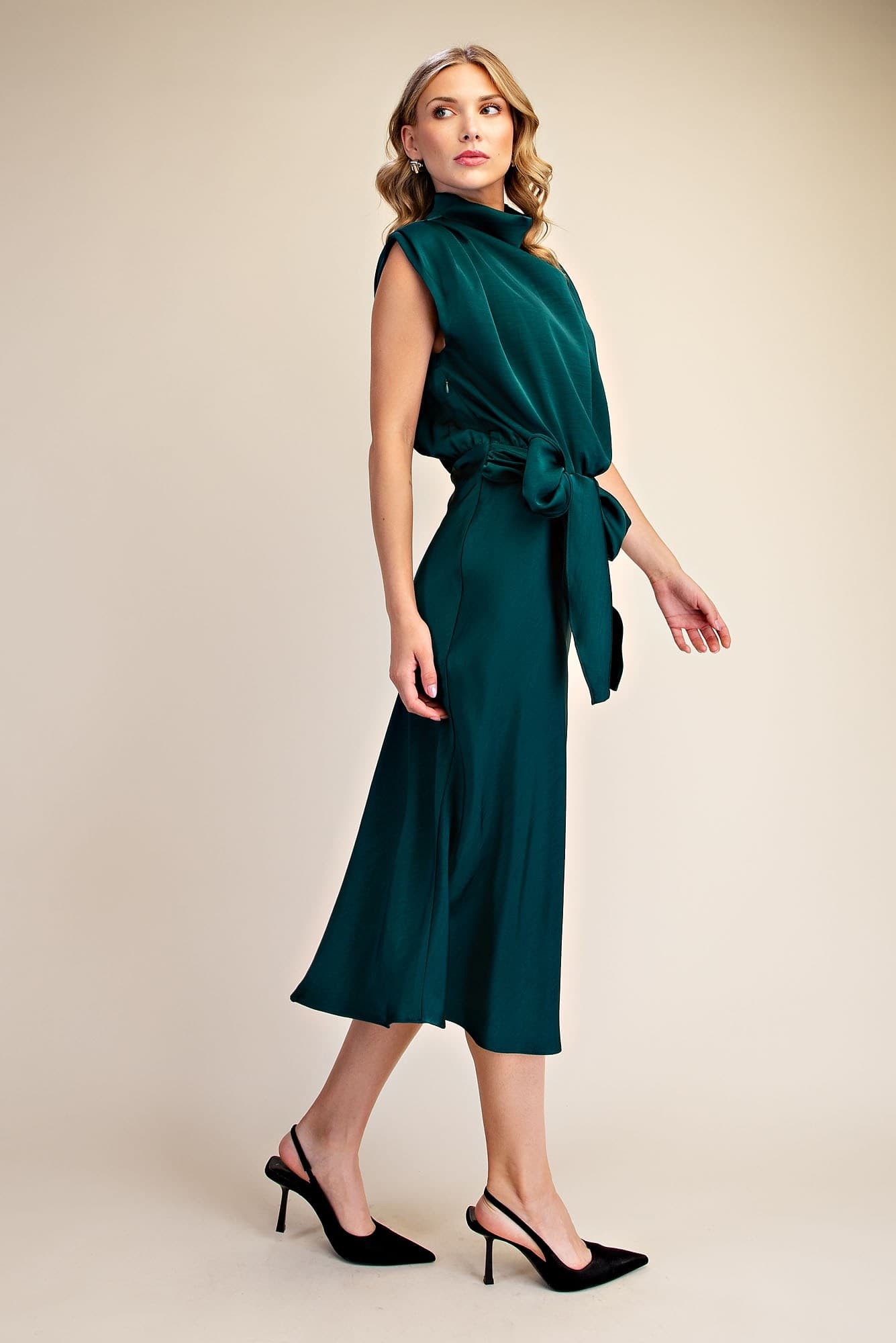 D8397 - HUNTER GREEN