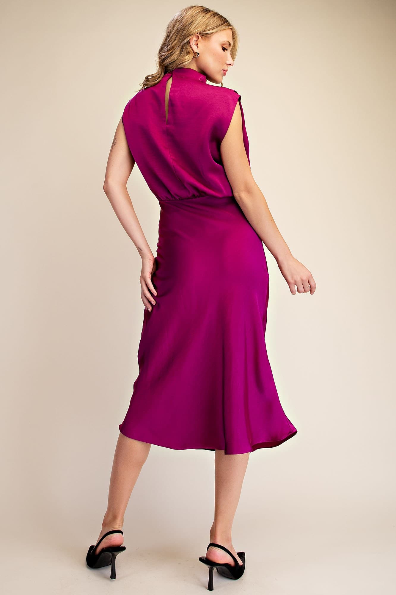 D8397 - PLUM