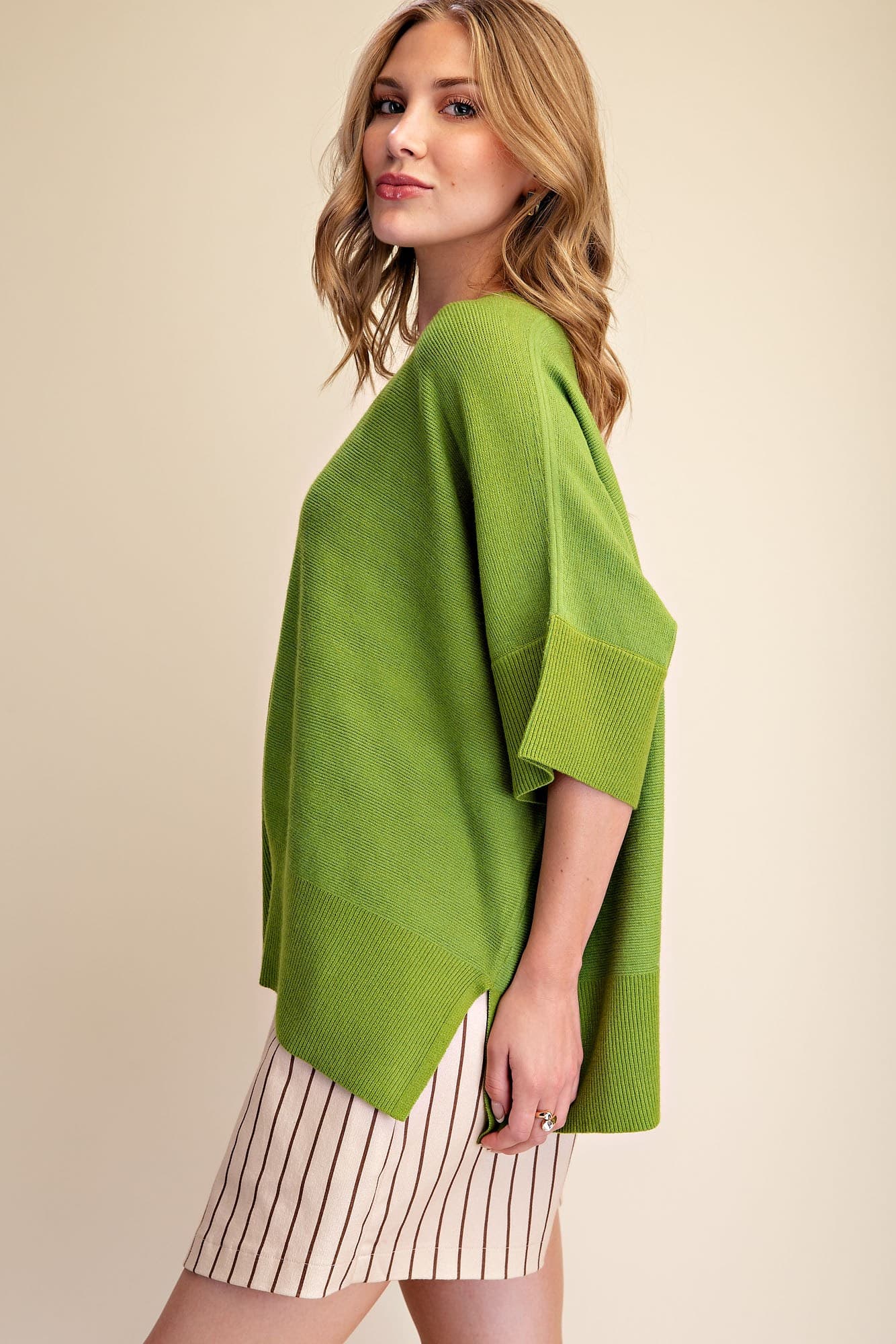 SW8353 - GREEN