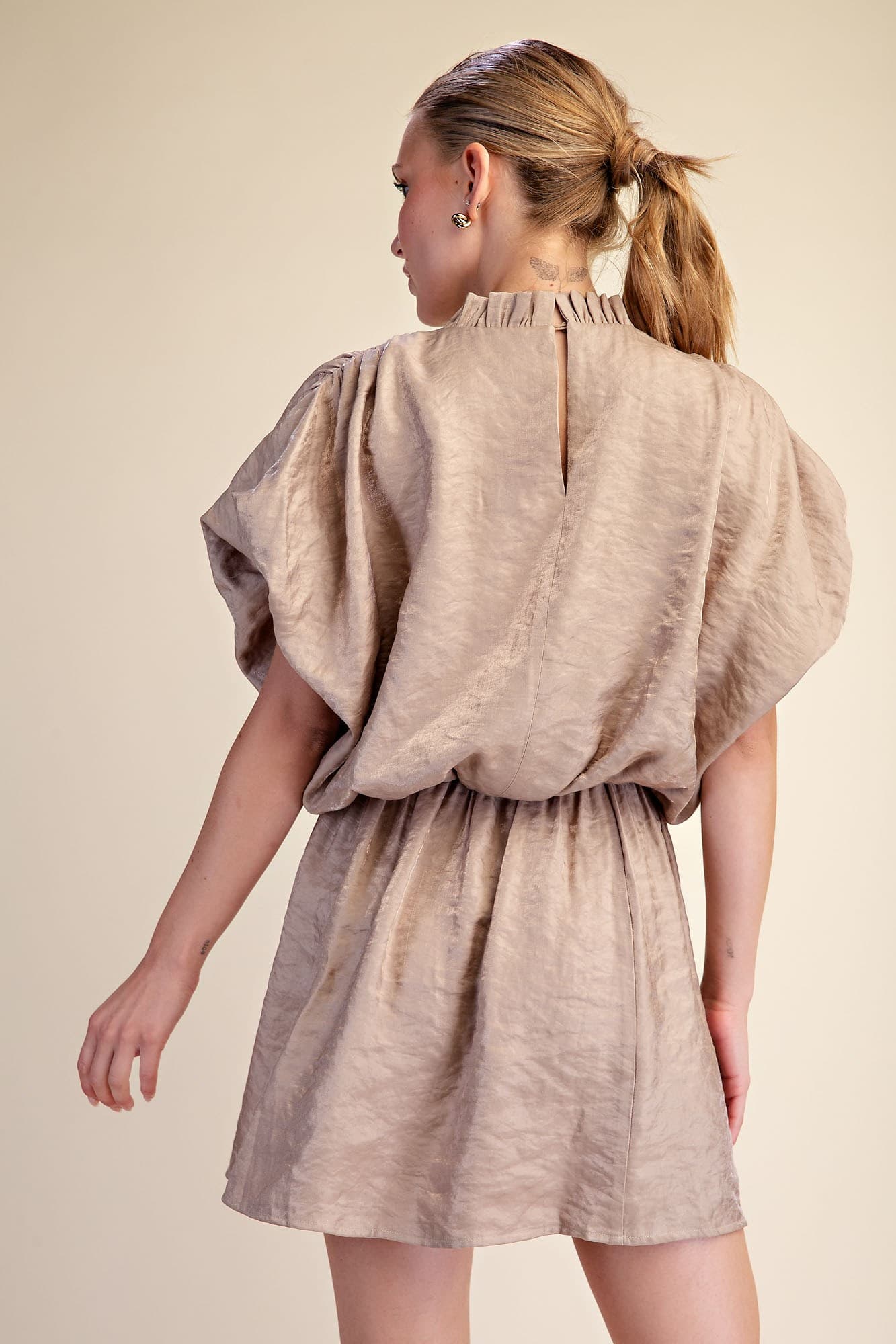 D9304 - TAUPE