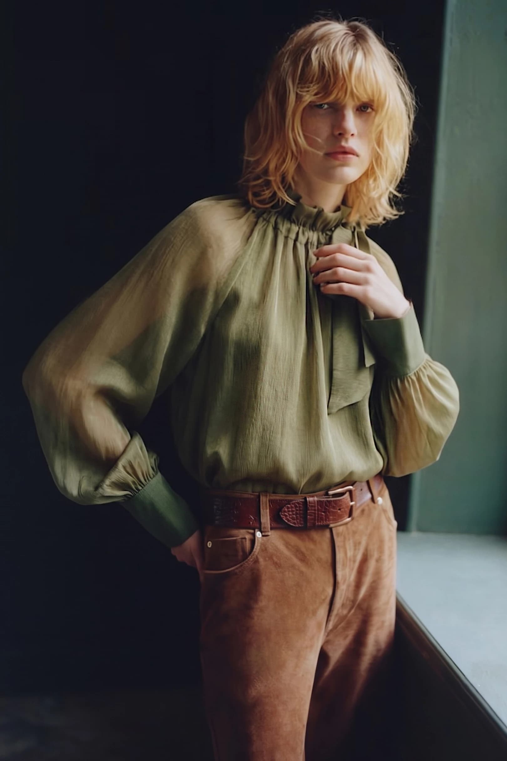 T8373 - OLIVE