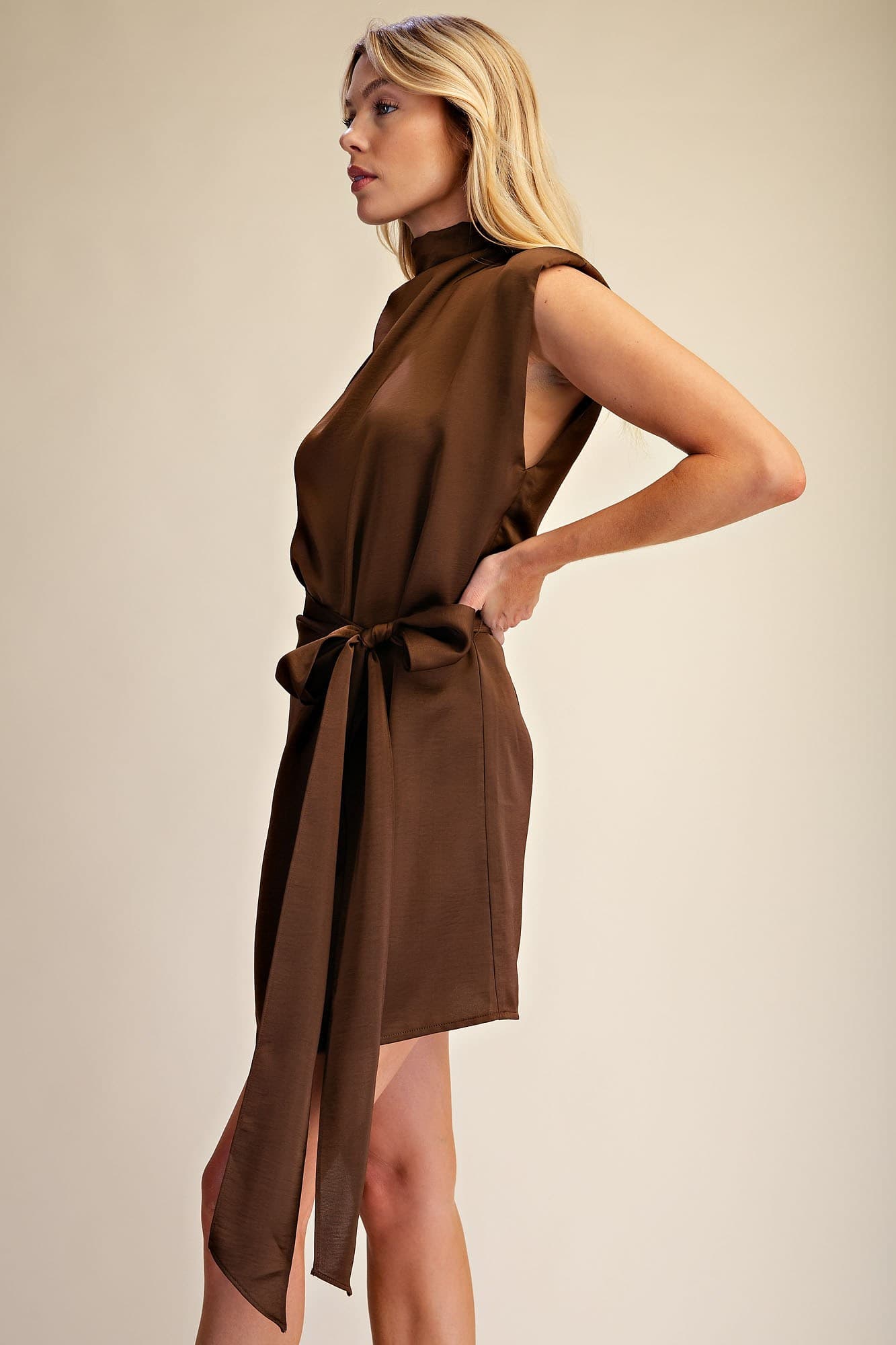 D9243 - BROWN