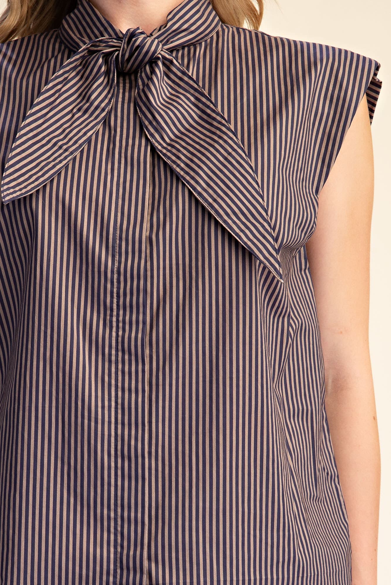 T9240 - BROWN