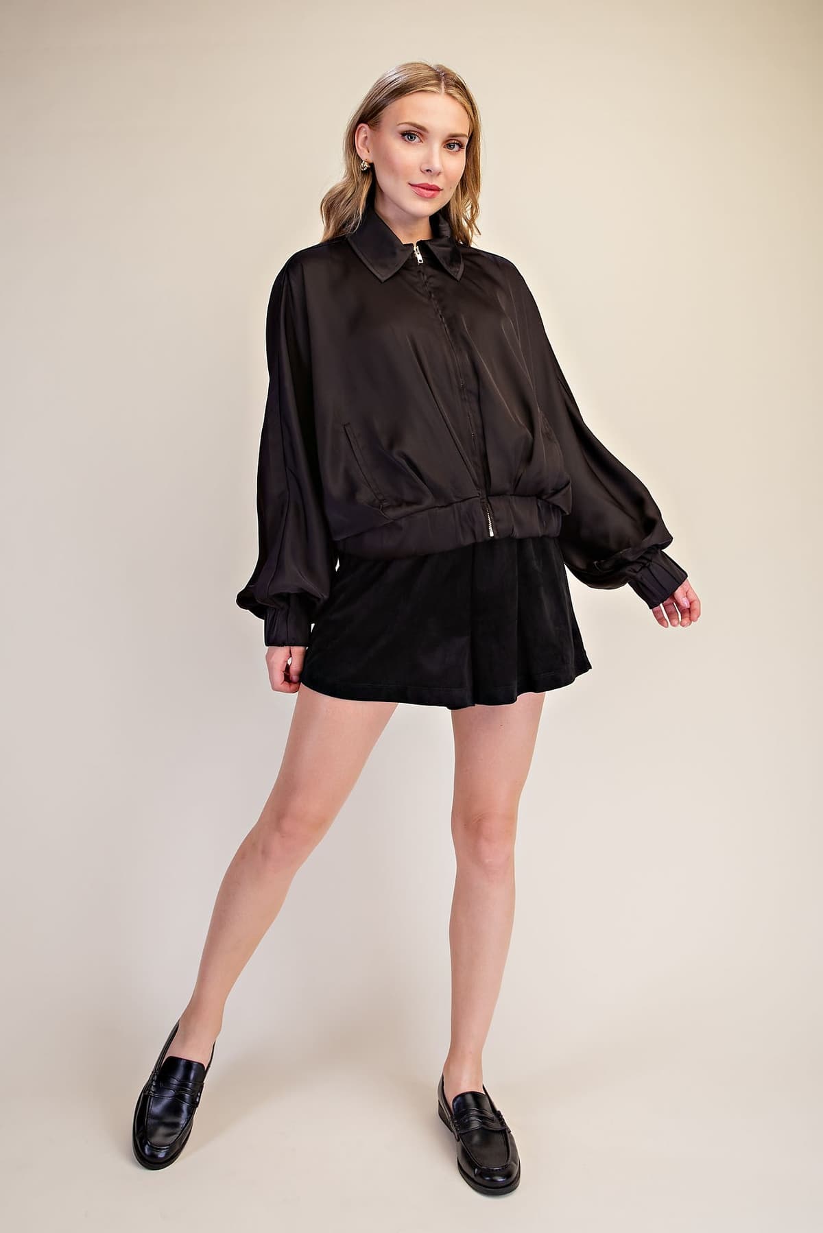 J8389 - BLACK