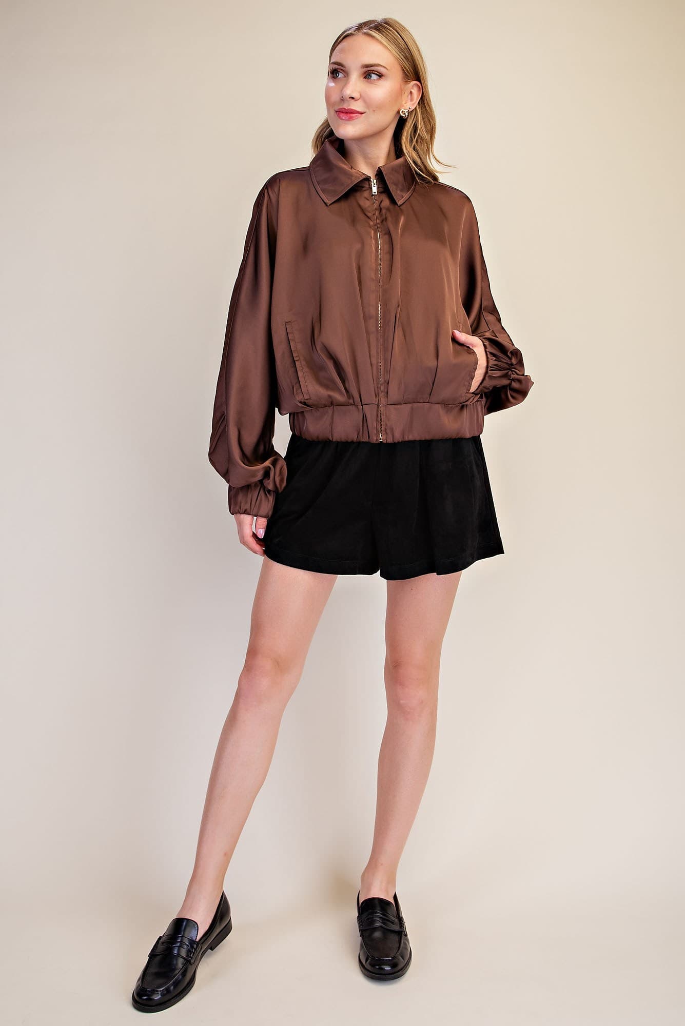 J8389 - BROWN
