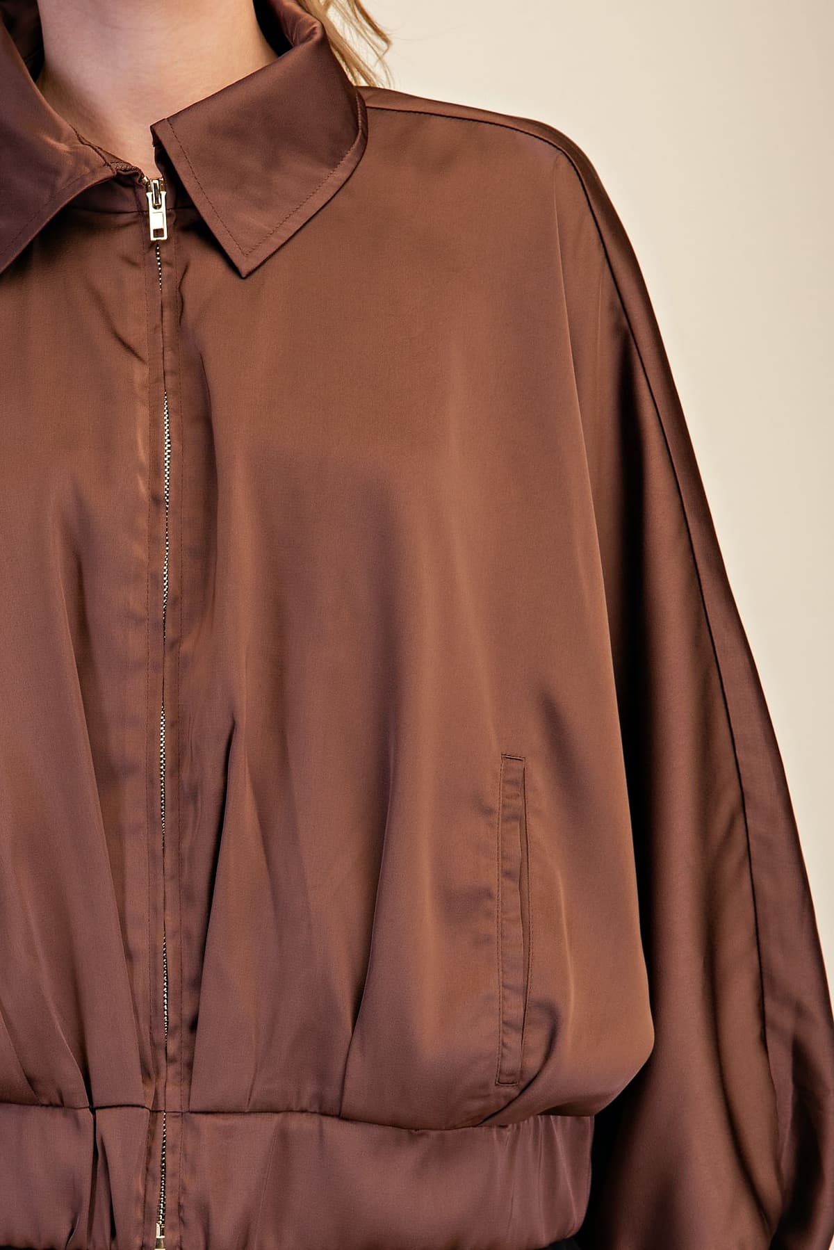 J8389 - BROWN