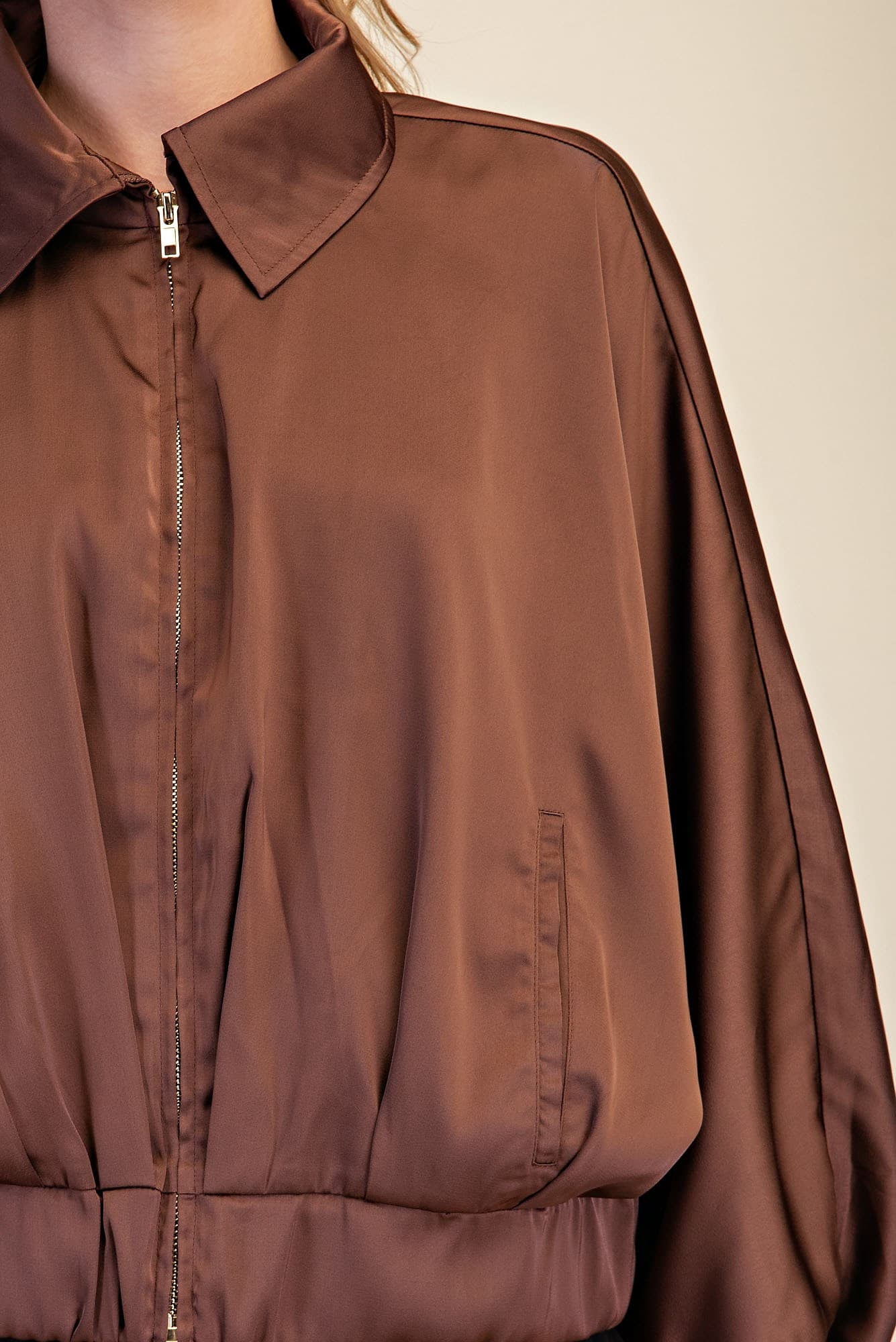 J8389 - BROWN