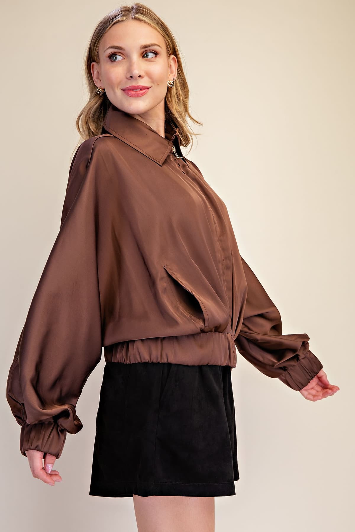 J8389 - BROWN
