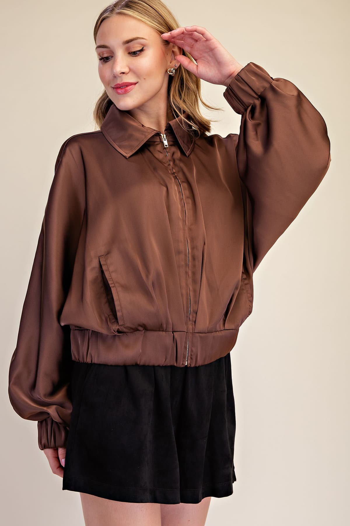 J8389 - BROWN