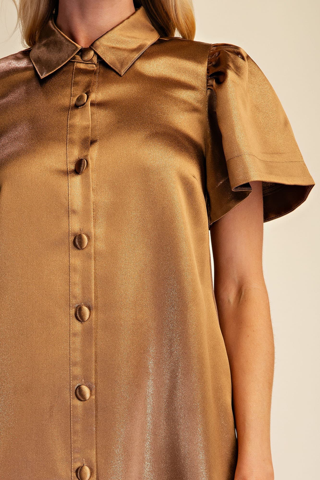 D8498 - GOLD