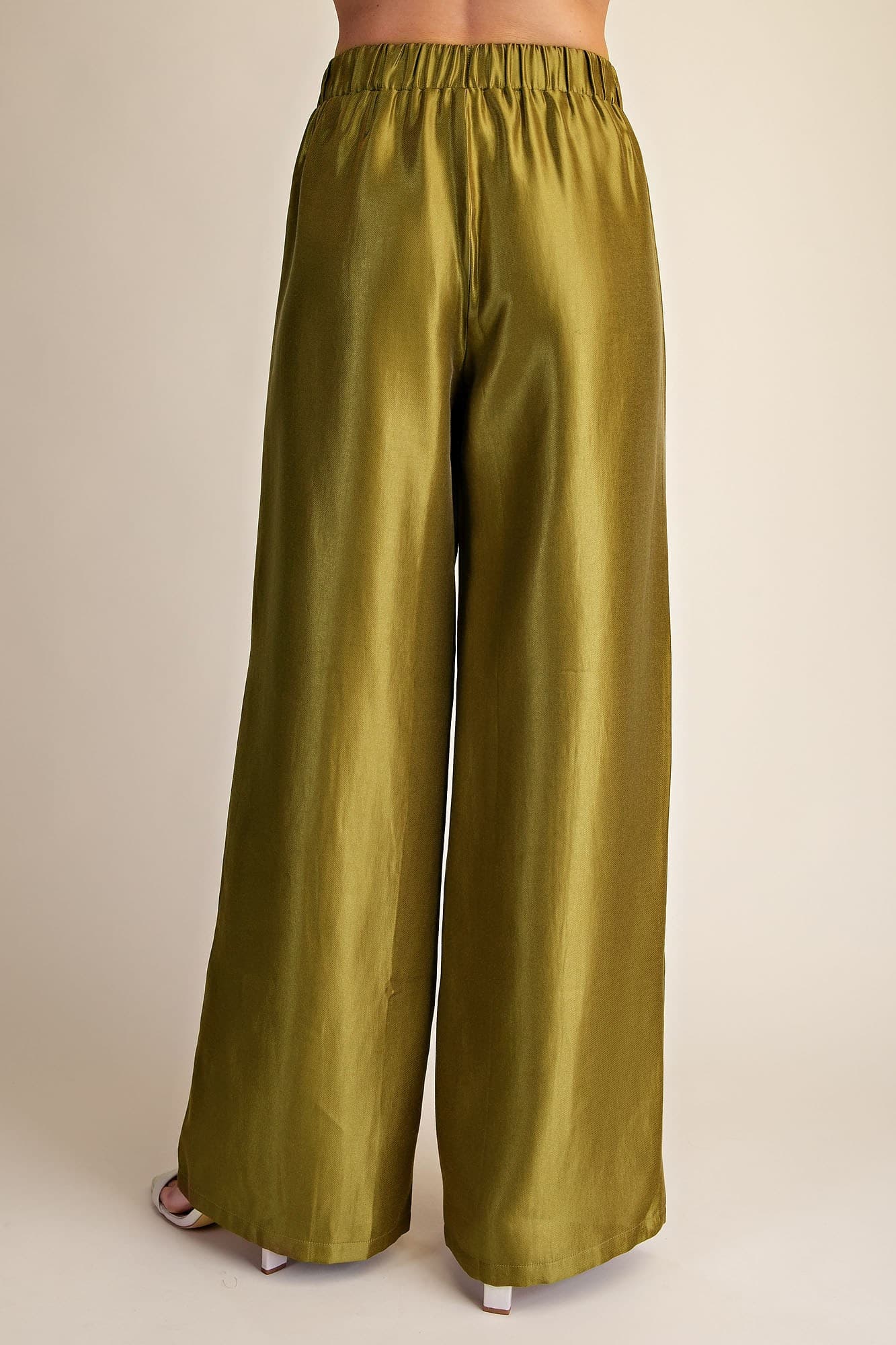 P8413 - OLIVE