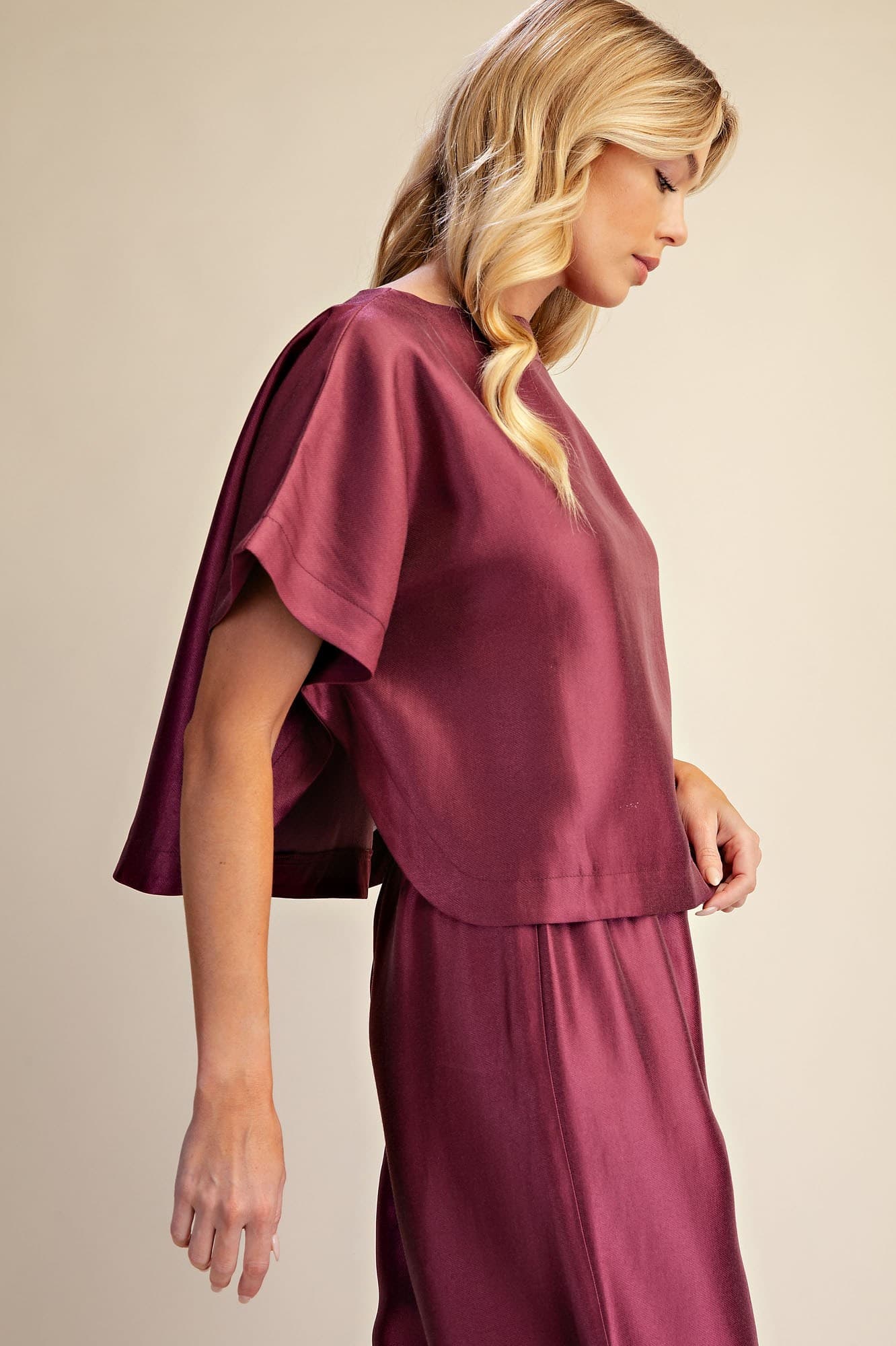 T8412 - BURGUNDY