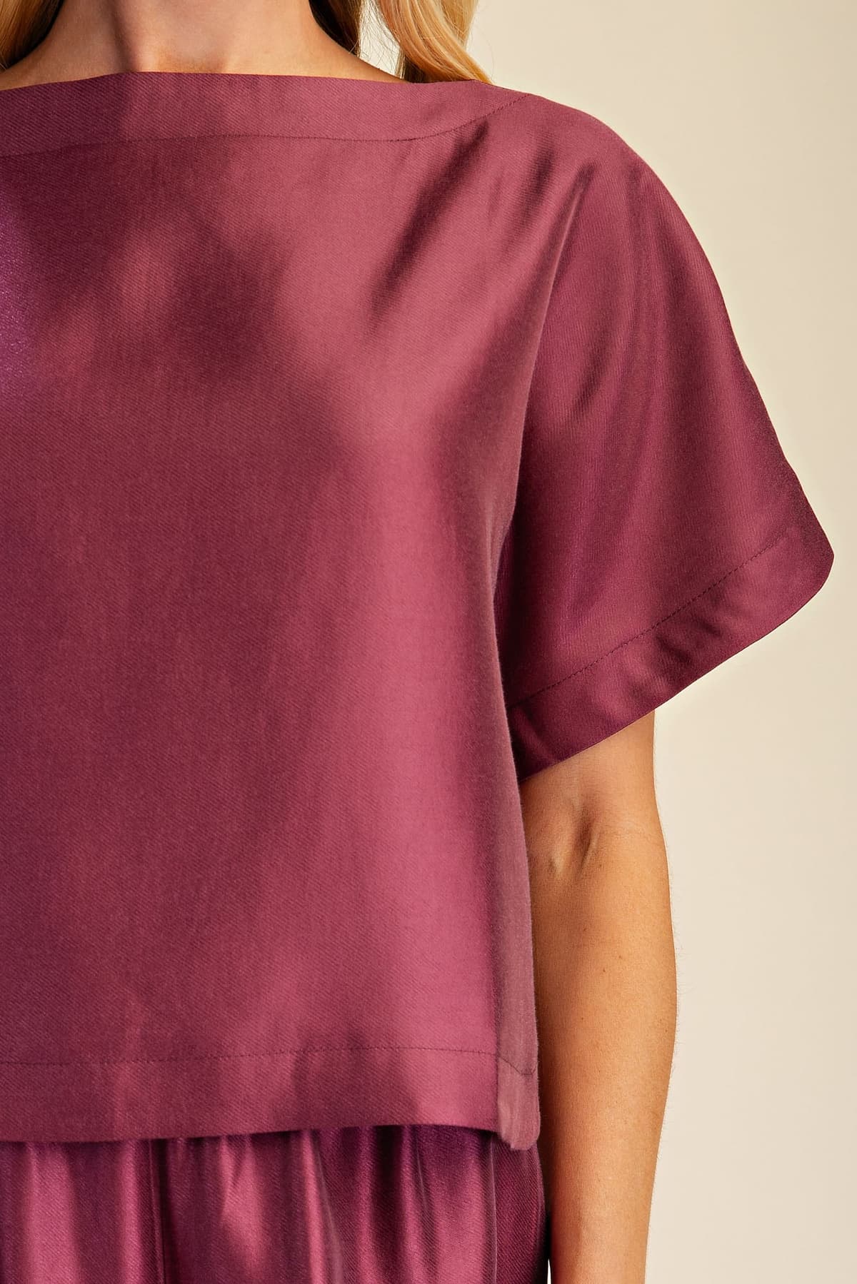 T8412 - BURGUNDY