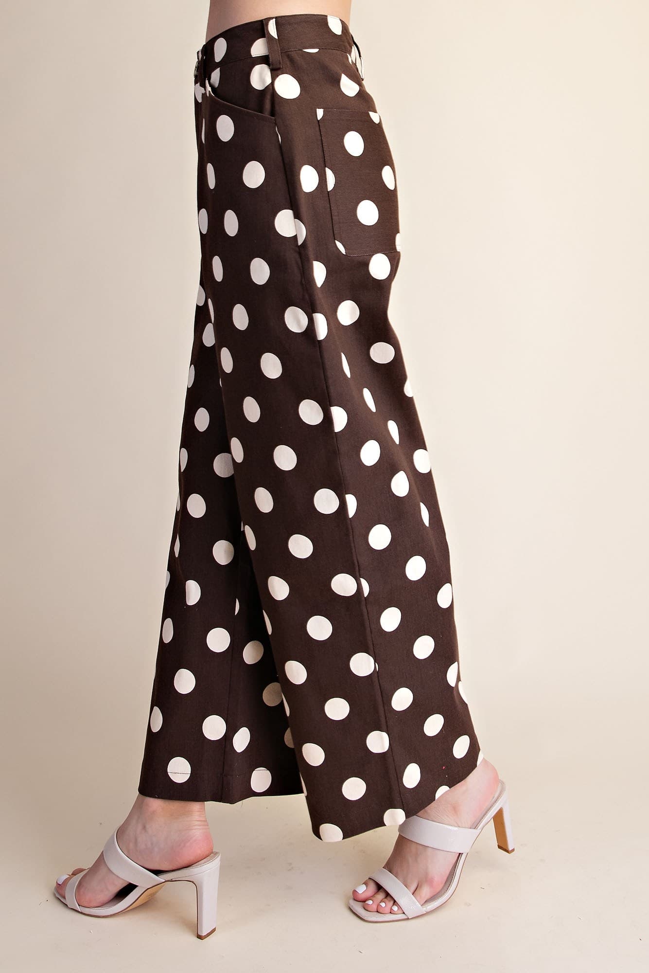 P8464 - BROWN