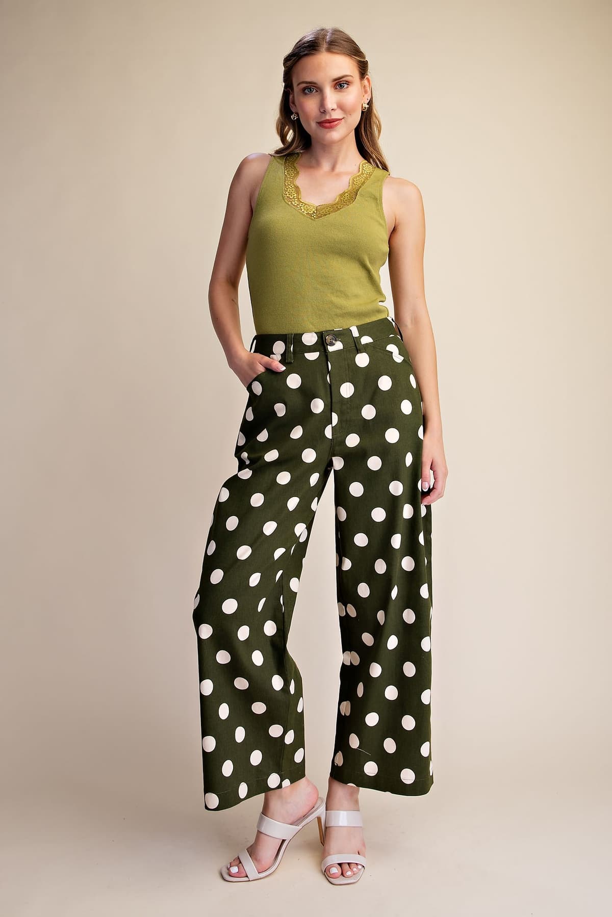 P8464 - OLIVE