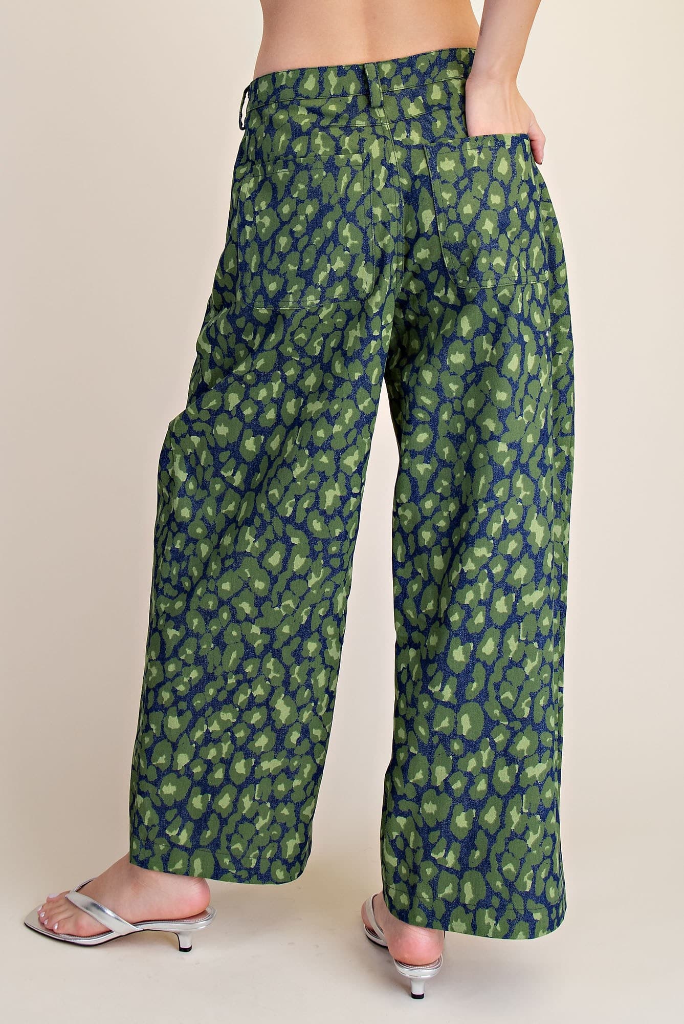 P8479 - GREEN