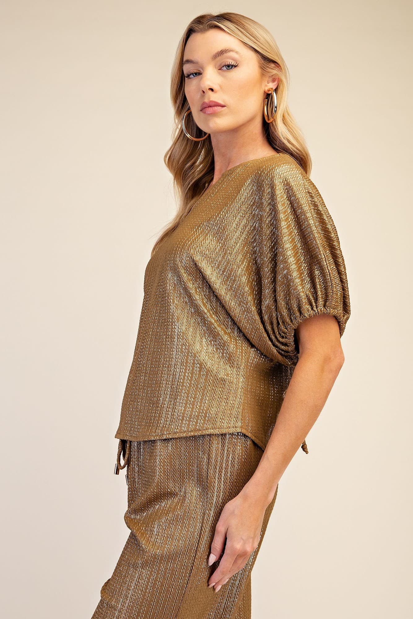 T8327 - OLIVE