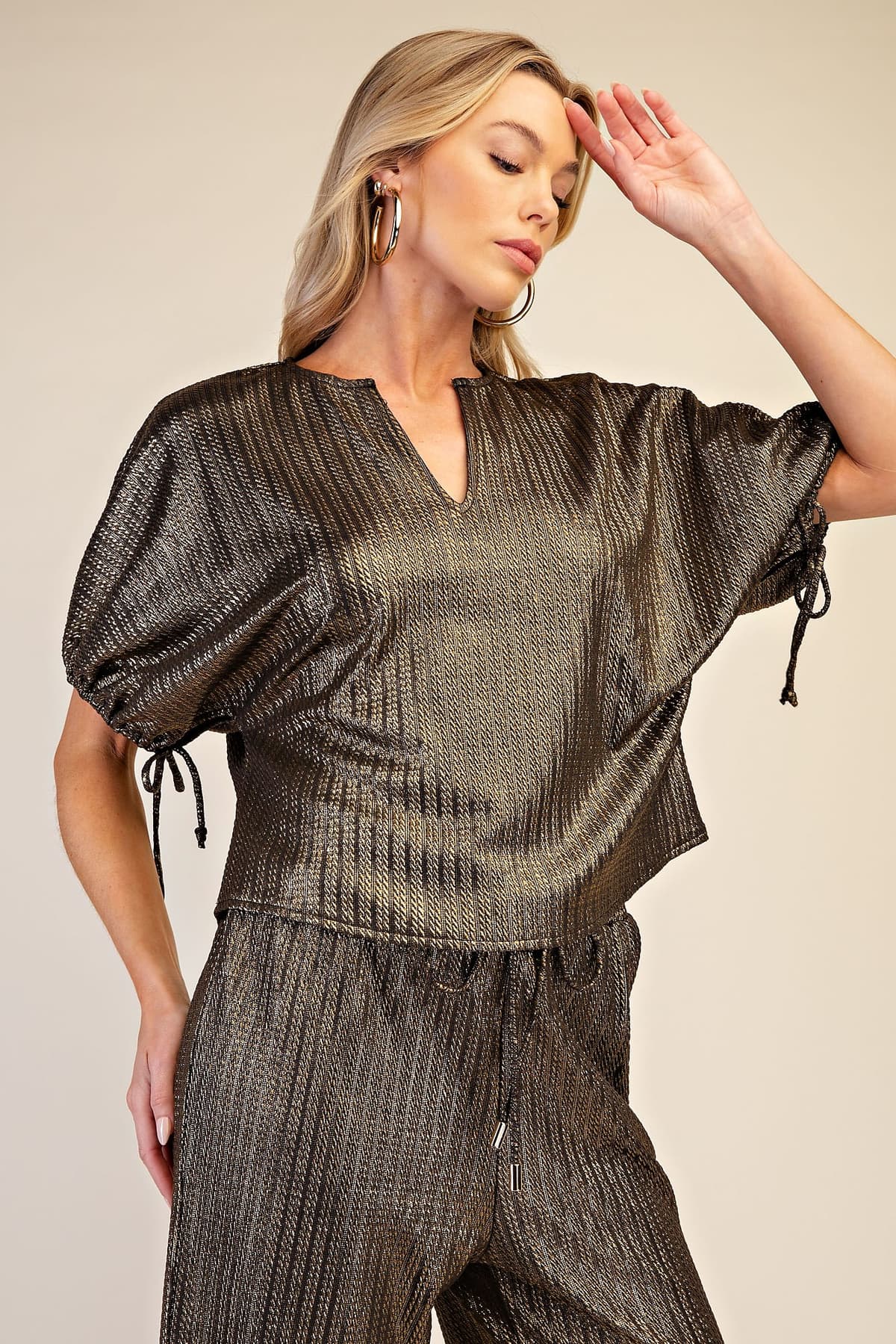T8327 - BLACK