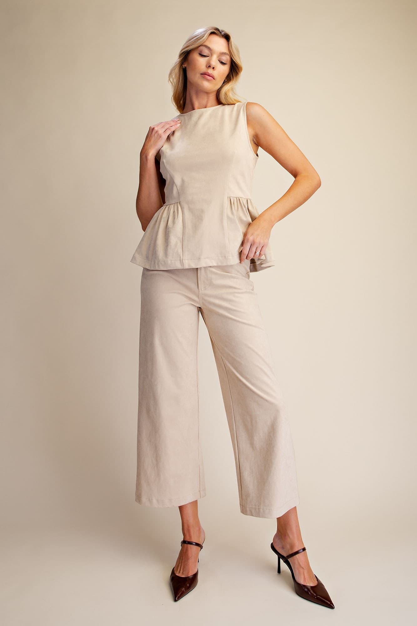 P8489 - BEIGE