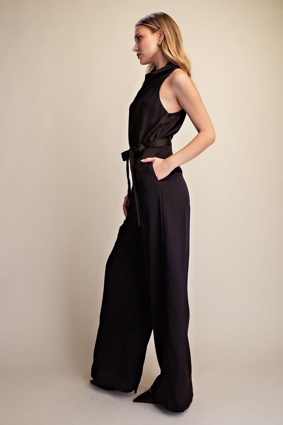 P8448 - BLACK