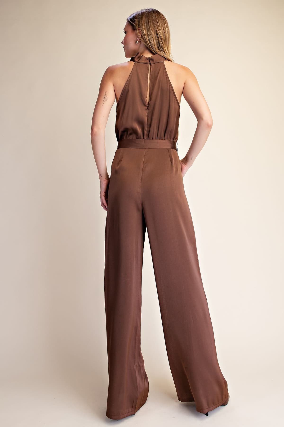 P8448 - BROWN