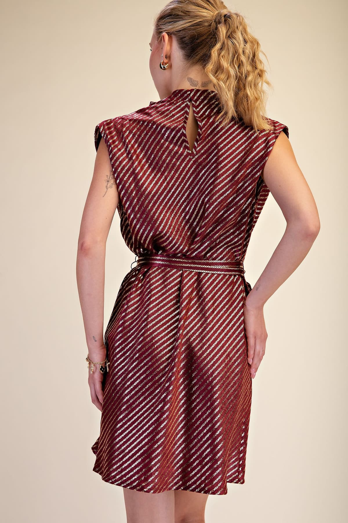 D8482 - BURGUNDY