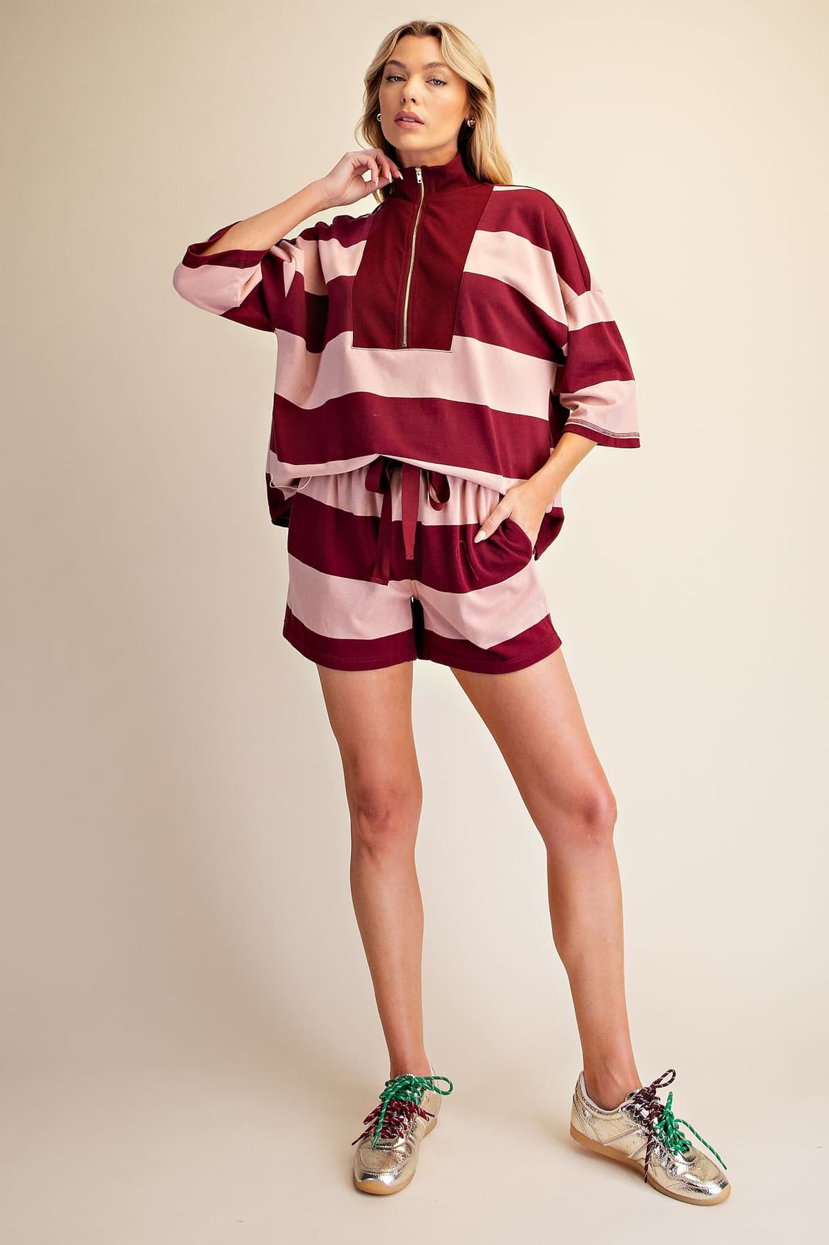 P8377 - BURGUNDY