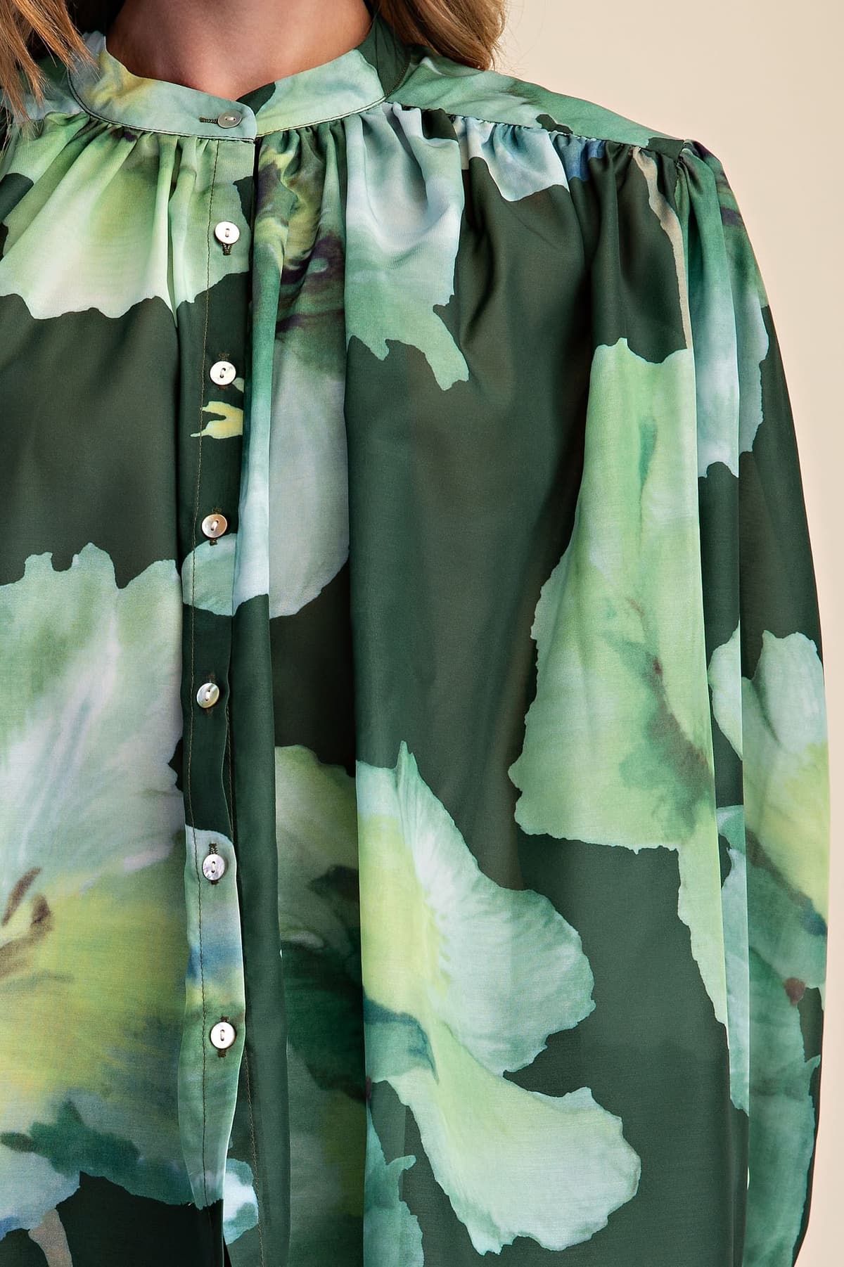 T8417 - OLIVE