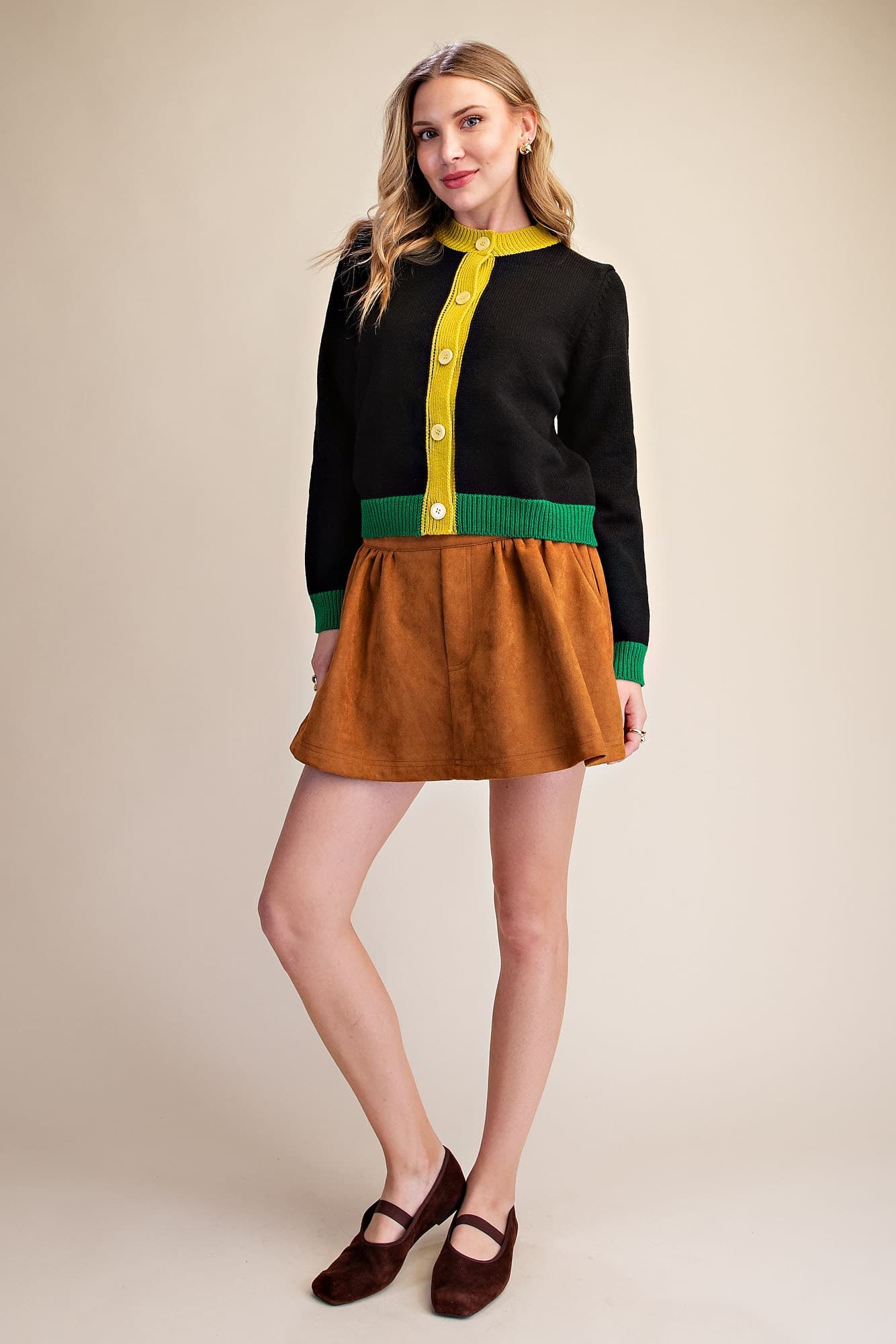 SW8432 - BLACK