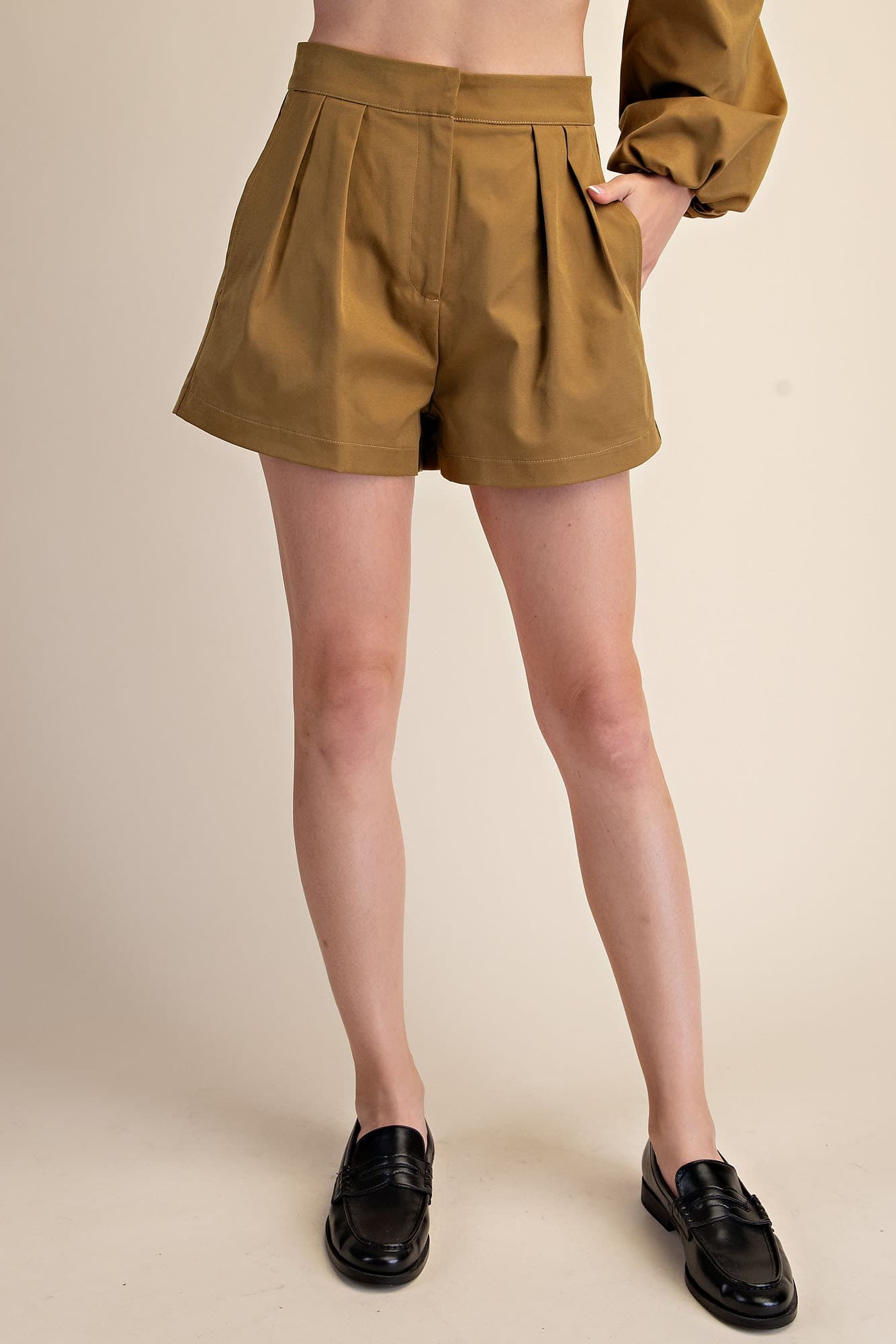 P8428 - OLIVE