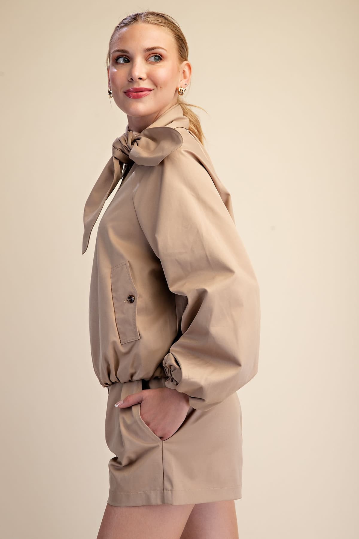 J8427 - BEIGE