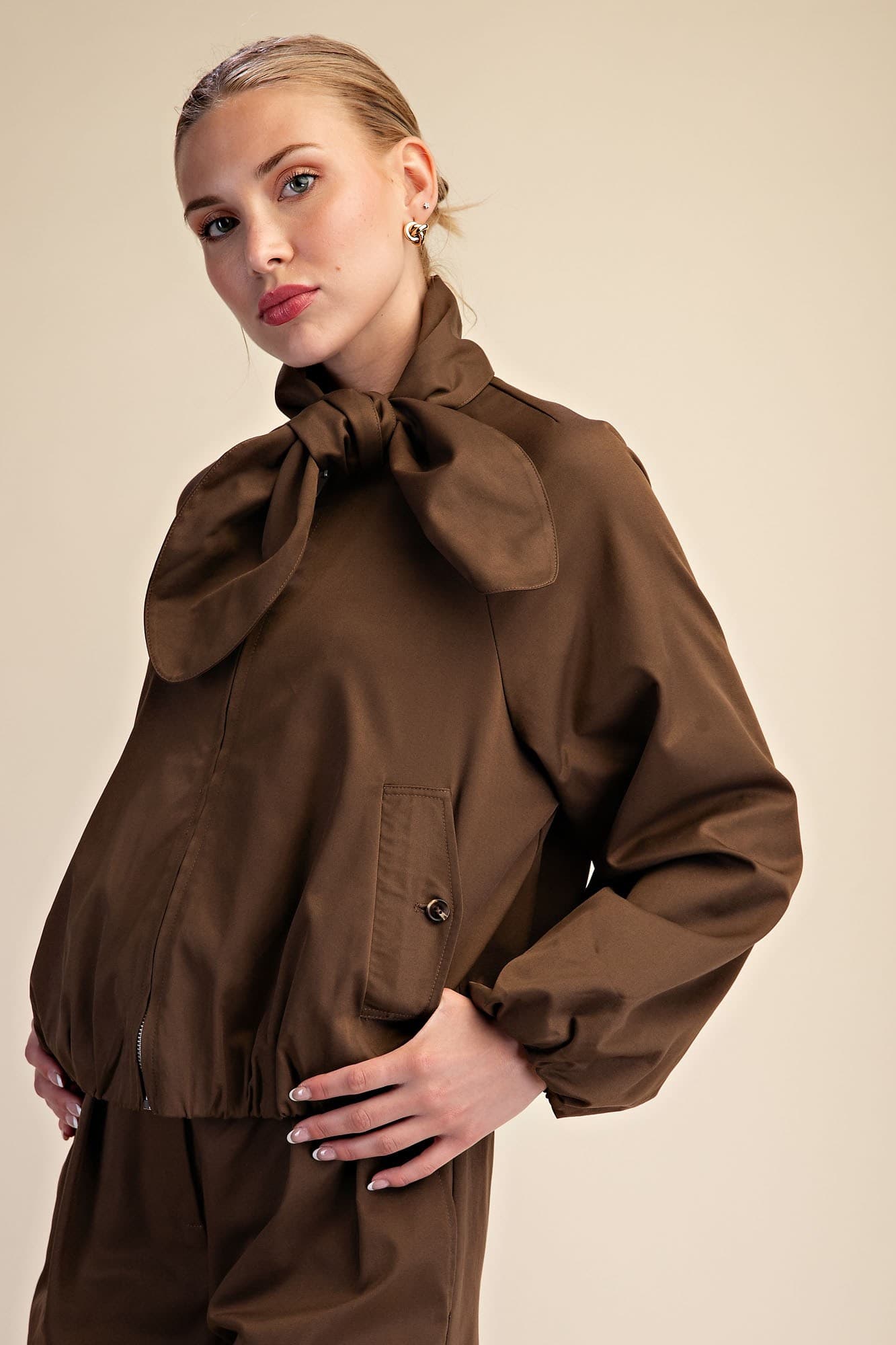 J8427 - BROWN