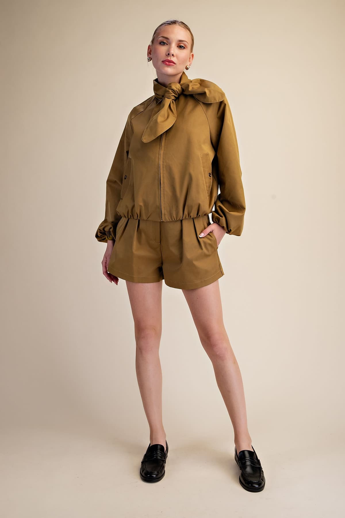 J8427 - OLIVE