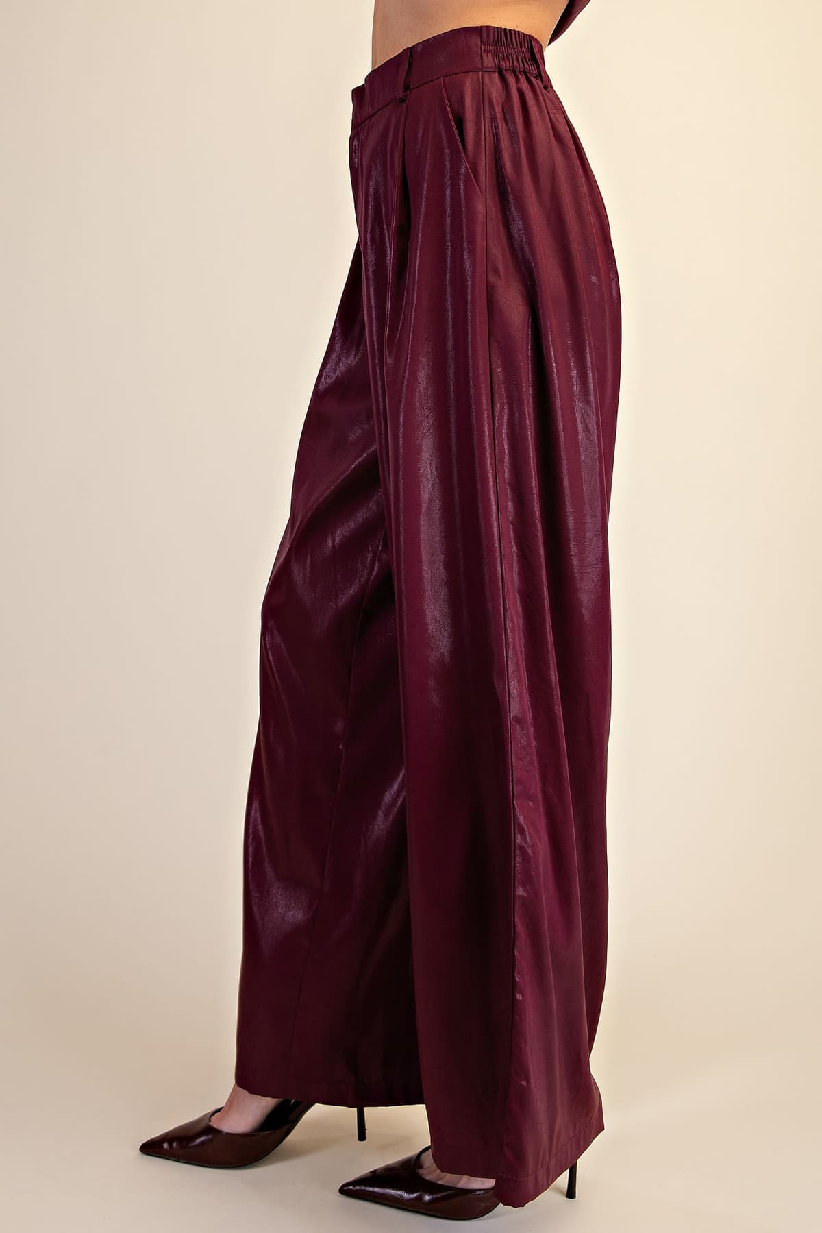 P8519 - BURGUNDY