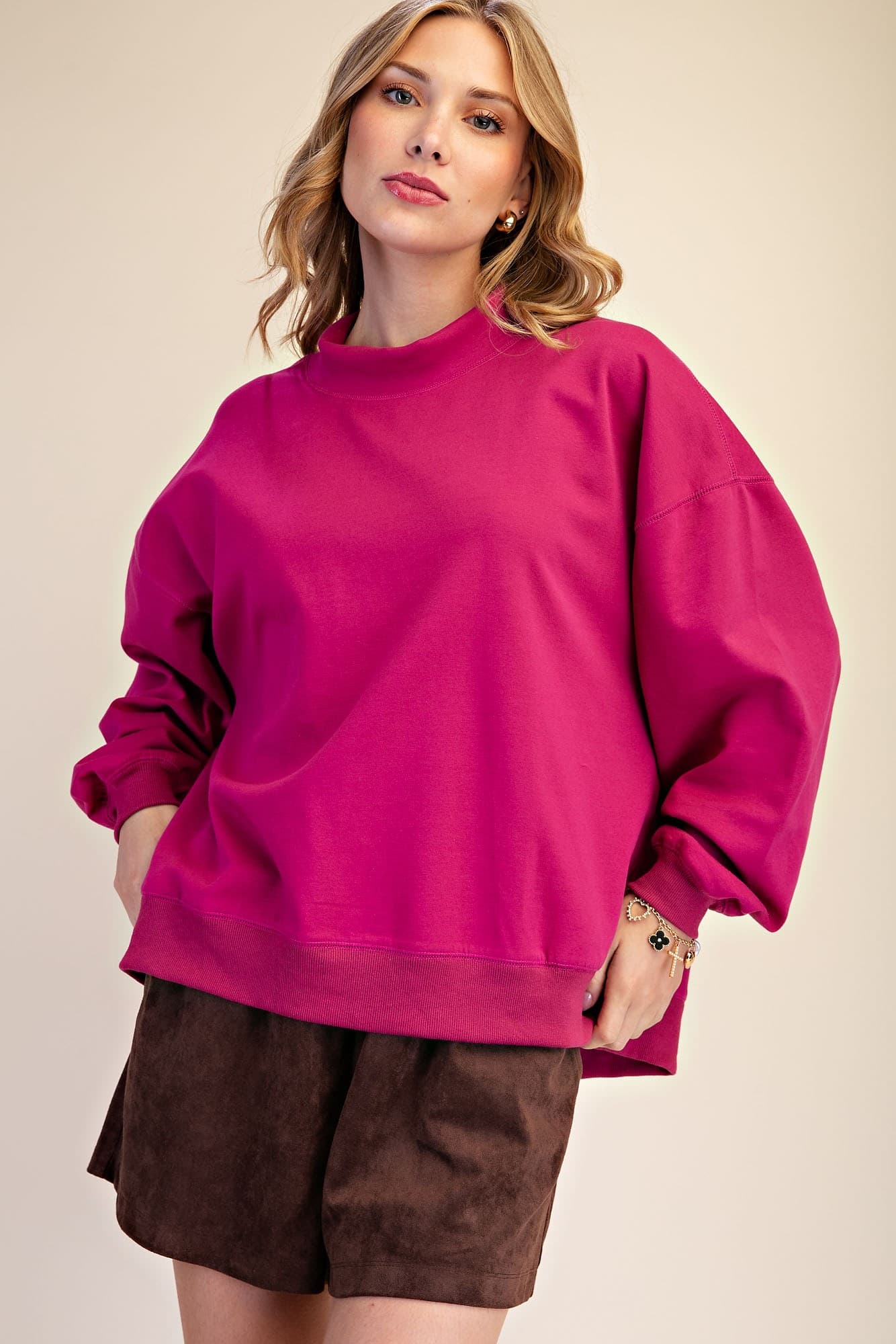 T8354 - PLUM