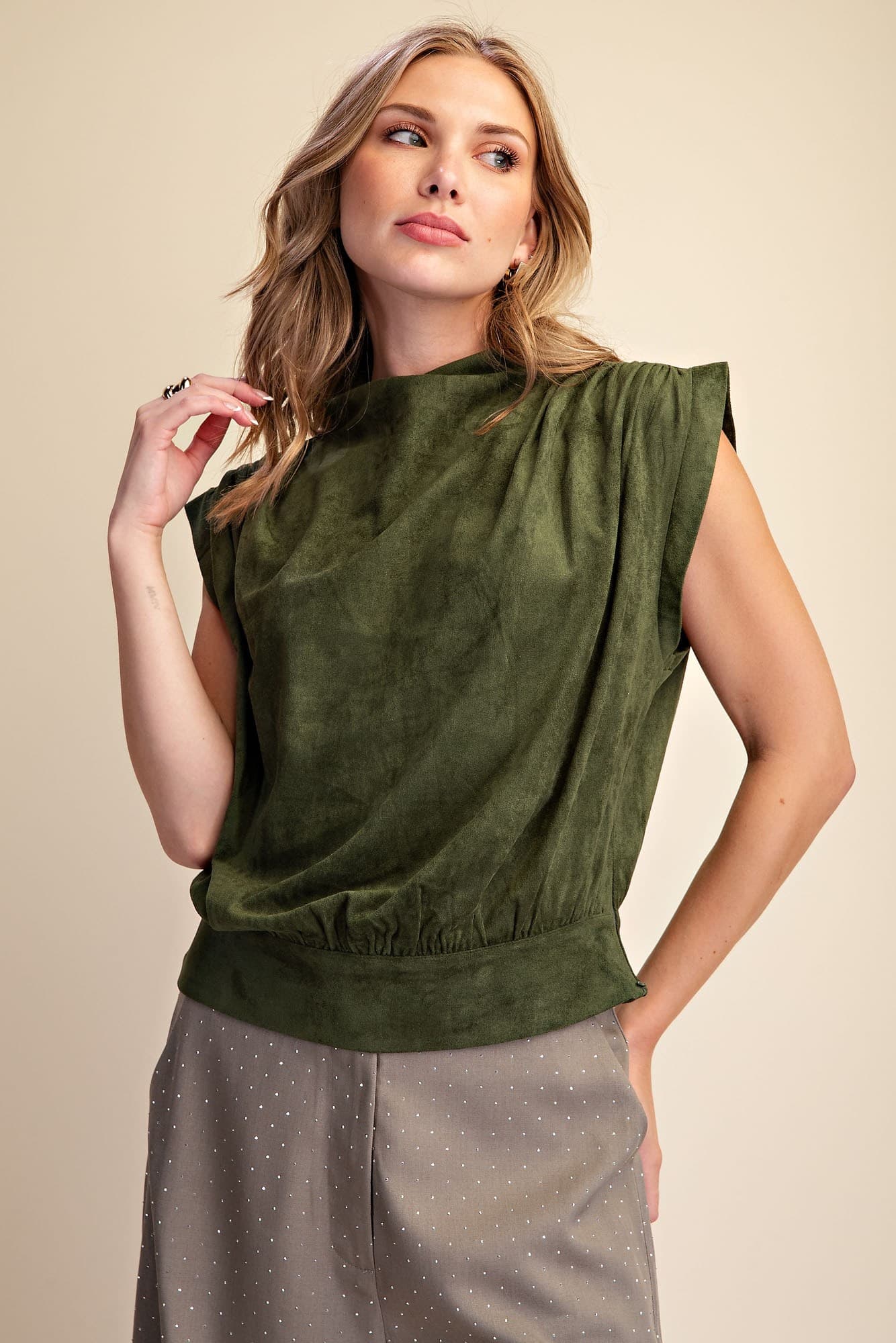 T9187 - OLIVE