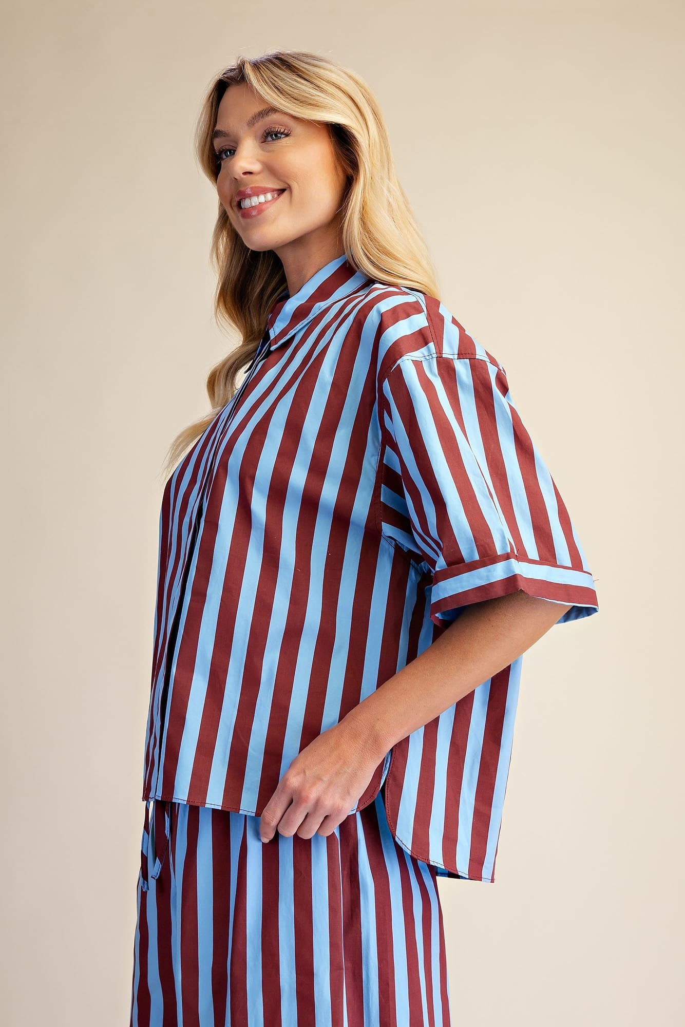 T8402 - BURGUNDY