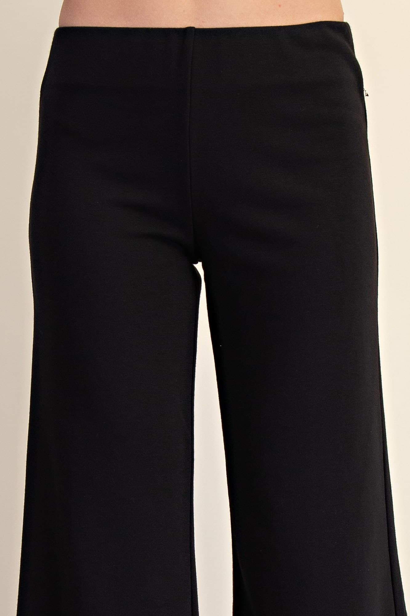 P9374 - BLACK