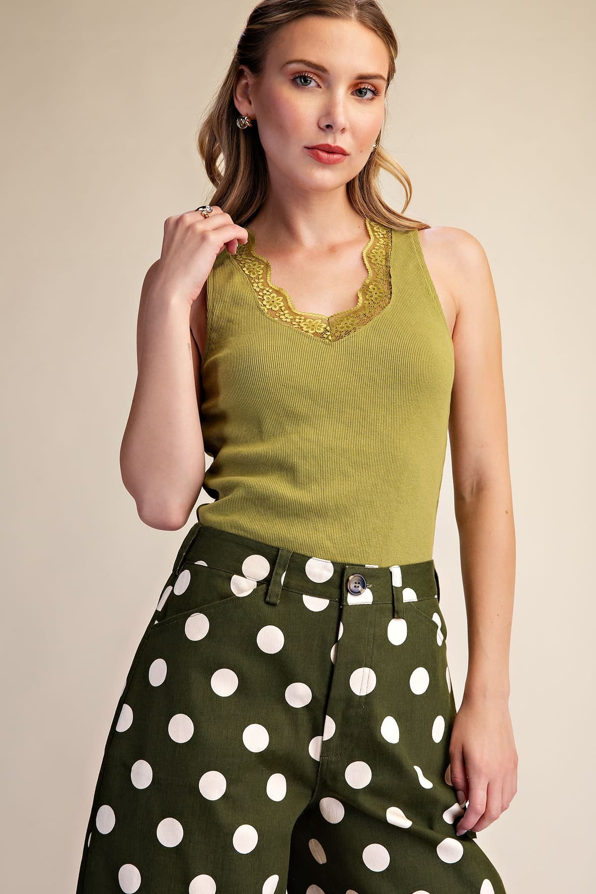 T8405 - LIGHT OLIVE
