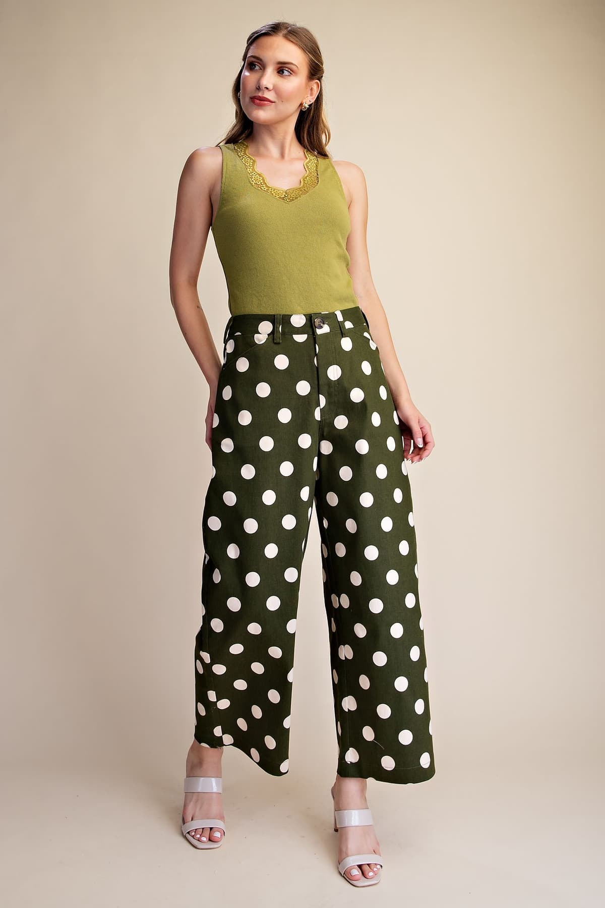 T8405 - LIGHT OLIVE