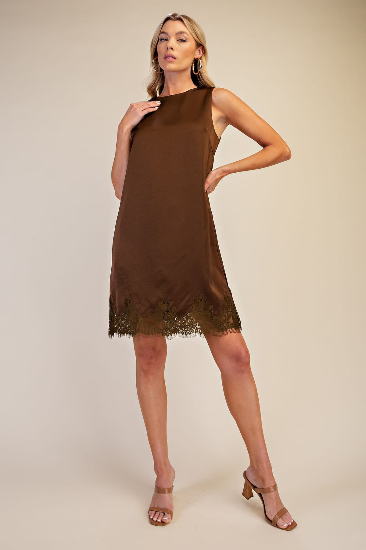 D9318 - BROWN